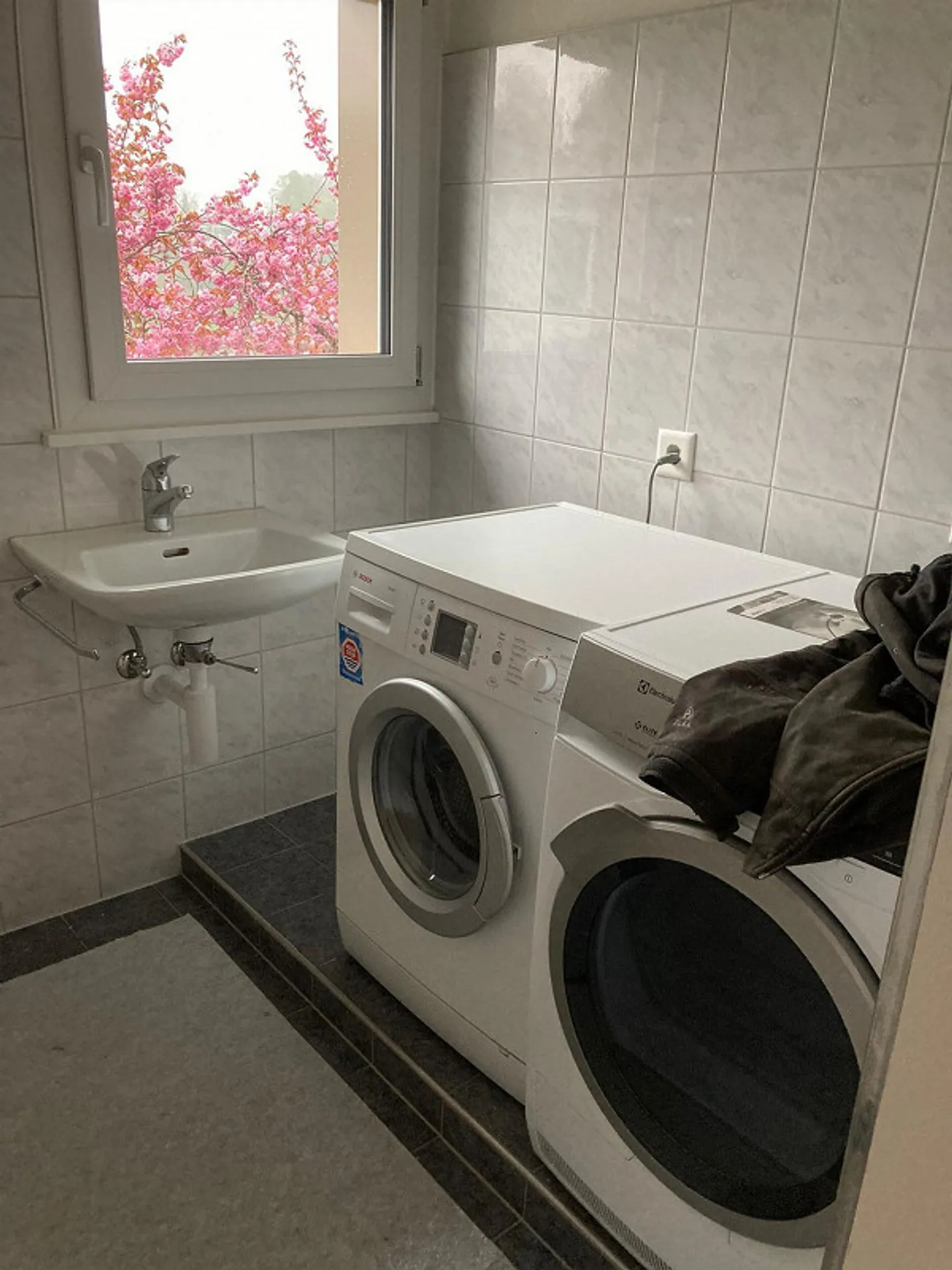 Geräumige 6.5-Zimmer-Wohnung - Foto 10 von 15