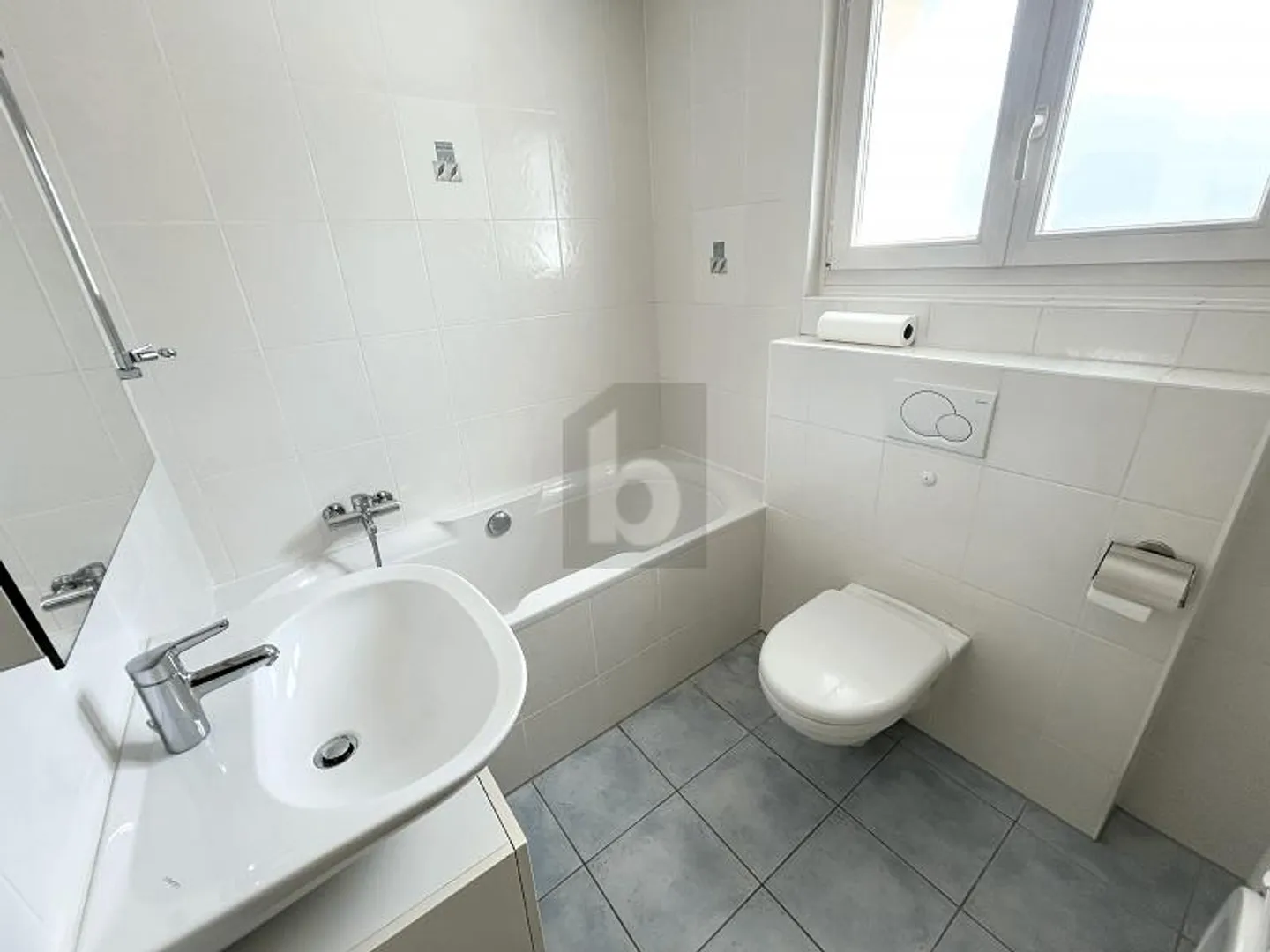 Appartement Lumineux avec Véranda - Photo 5 sur 6