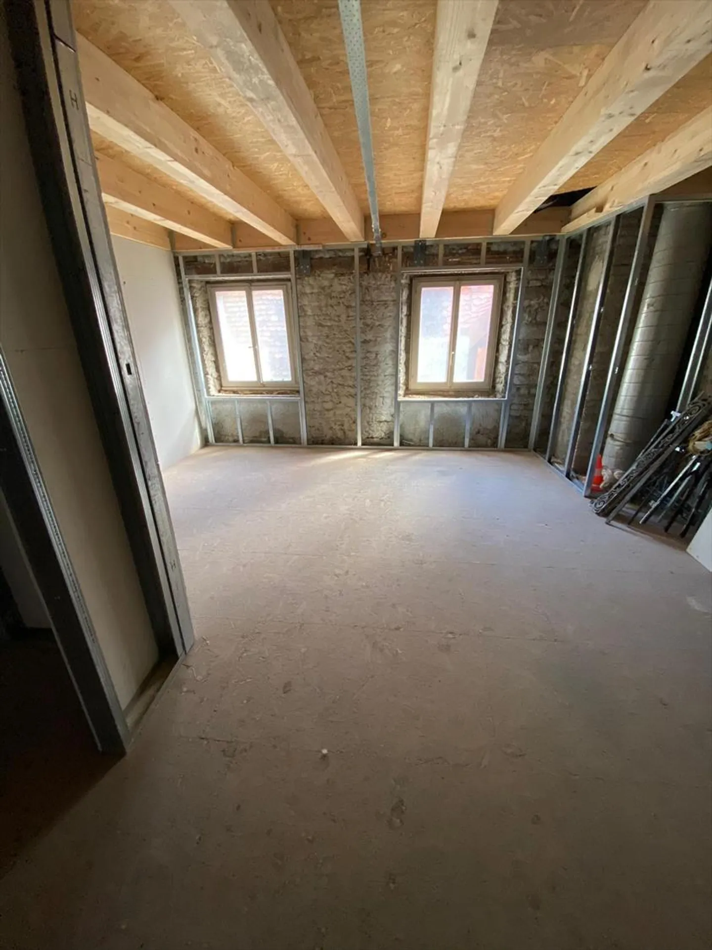 Appartement de luxe lumineux au cœur de la vieille ville - Photo 5 sur 6