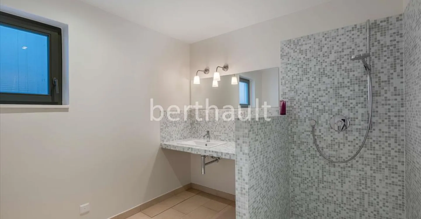 Villa 7 rooms - Photo 19 of 23