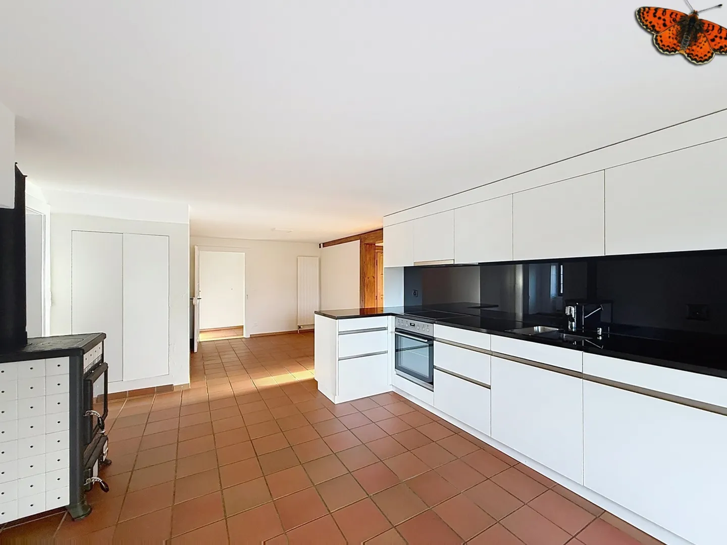 Apartment for rent - Photo 3 of 11