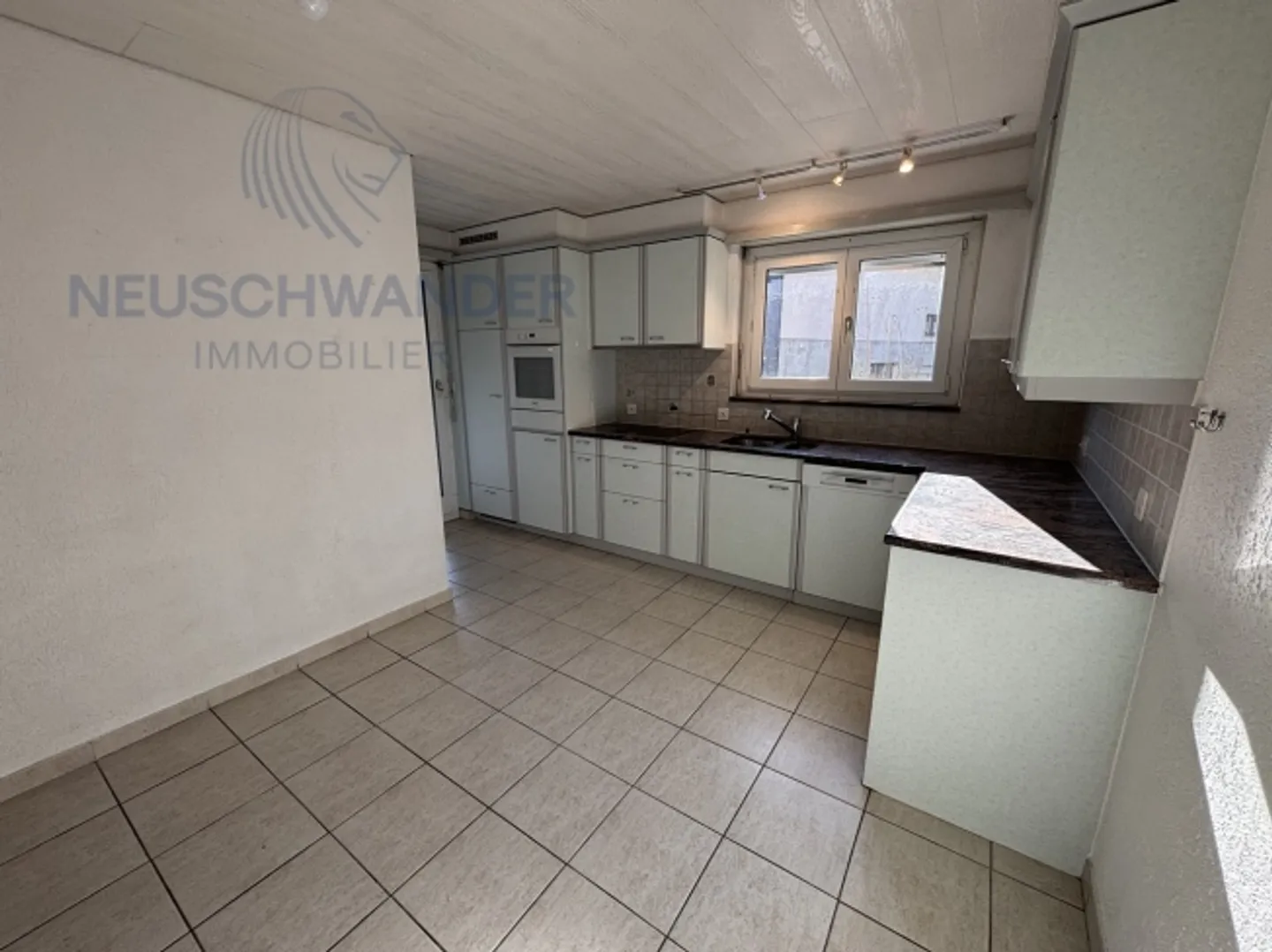 Charming house in Develier with studio and garage - Photo 11 of 19