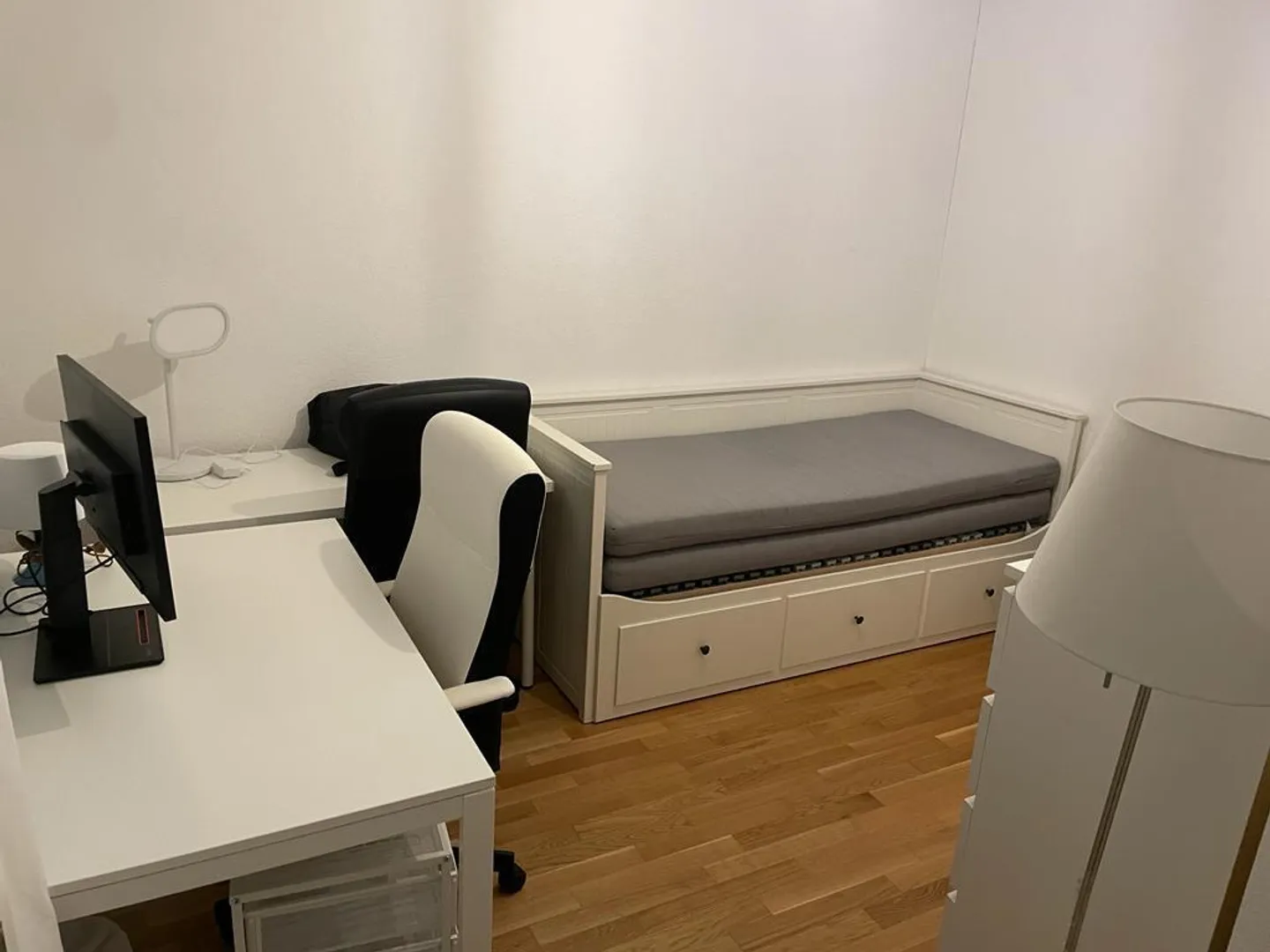 Appartamento moderno con 2 camere da letto, a 3 minuti a piedi dalla stazione ferroviaria - Foto 3 di 11