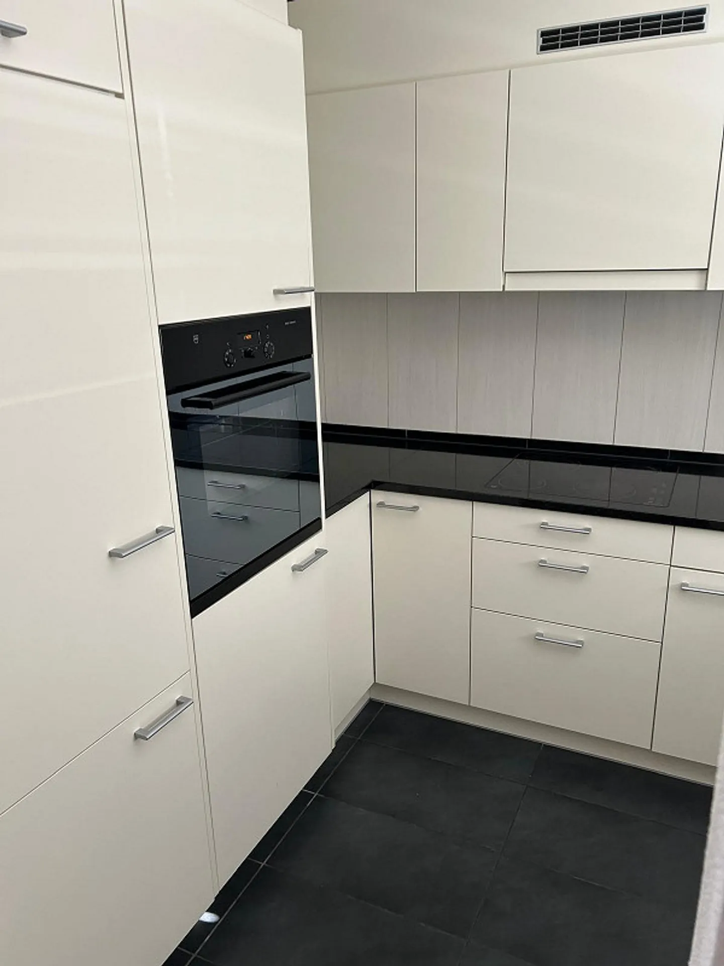 Appartamento moderno con 2 camere da letto, a 3 minuti a piedi dalla stazione ferroviaria - Foto 5 di 11