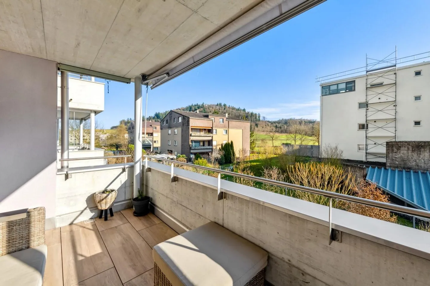 High-quality, light-flooded apartment in modern architecture - Photo 4 of 11
