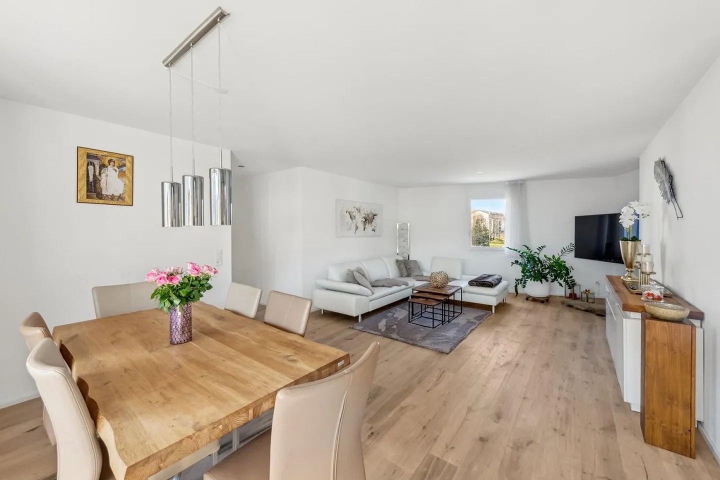 High-quality, light-flooded apartment in modern architecture - Photo 3 of 11