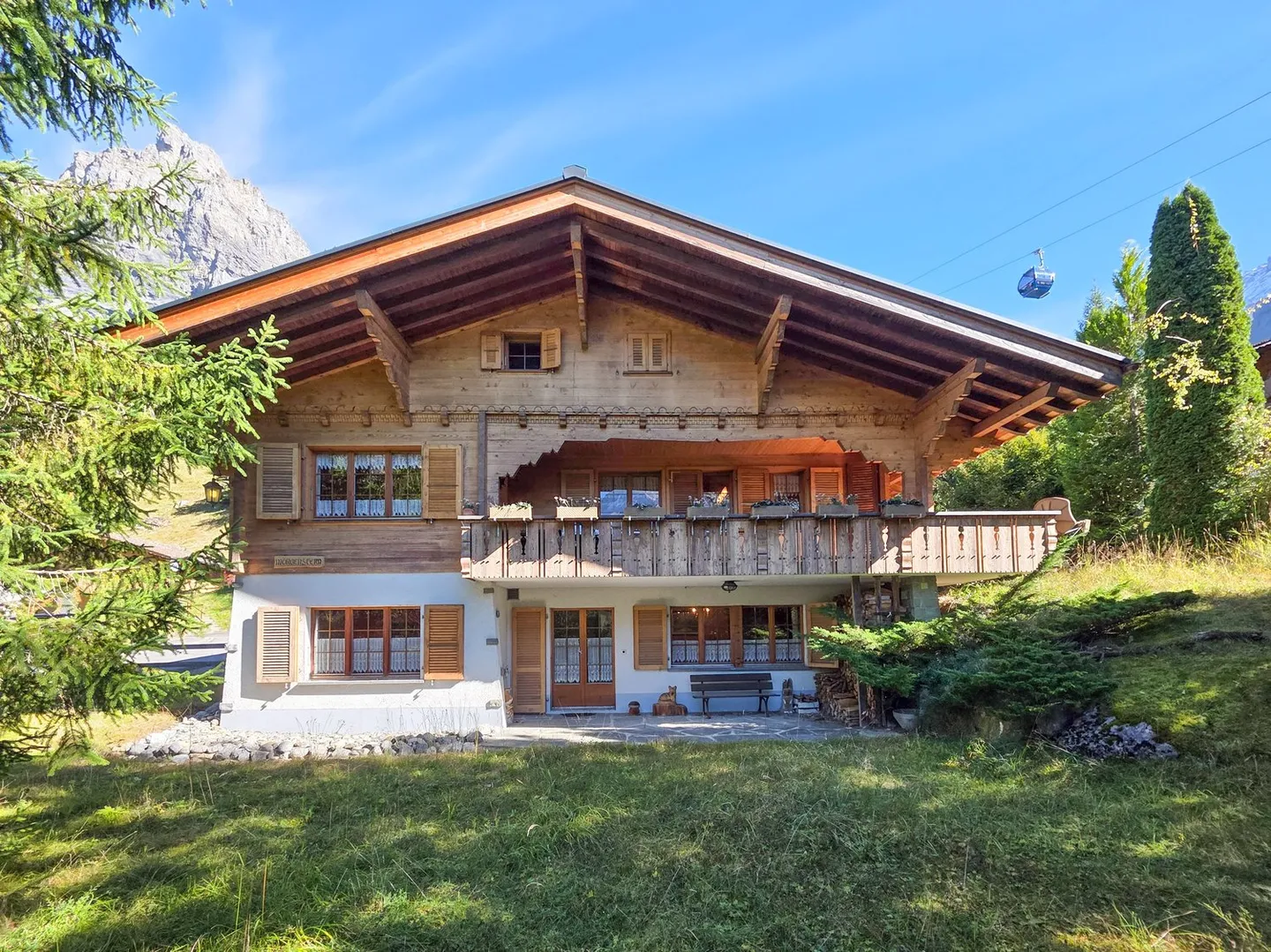 Chalet mit Einliegerwohnung - Foto 1 von 49