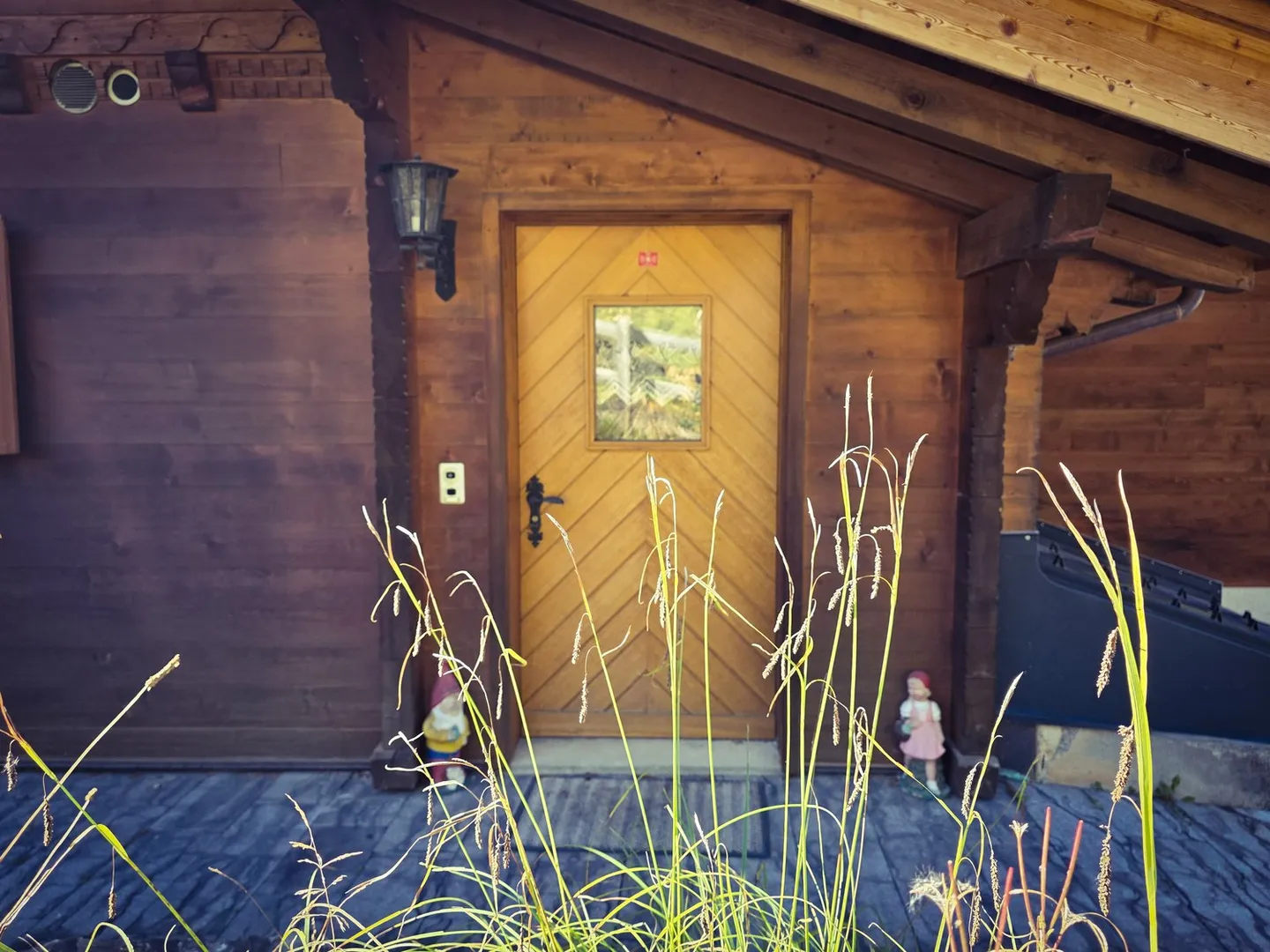 Chalet mit Einliegerwohnung - Foto 2 von 49