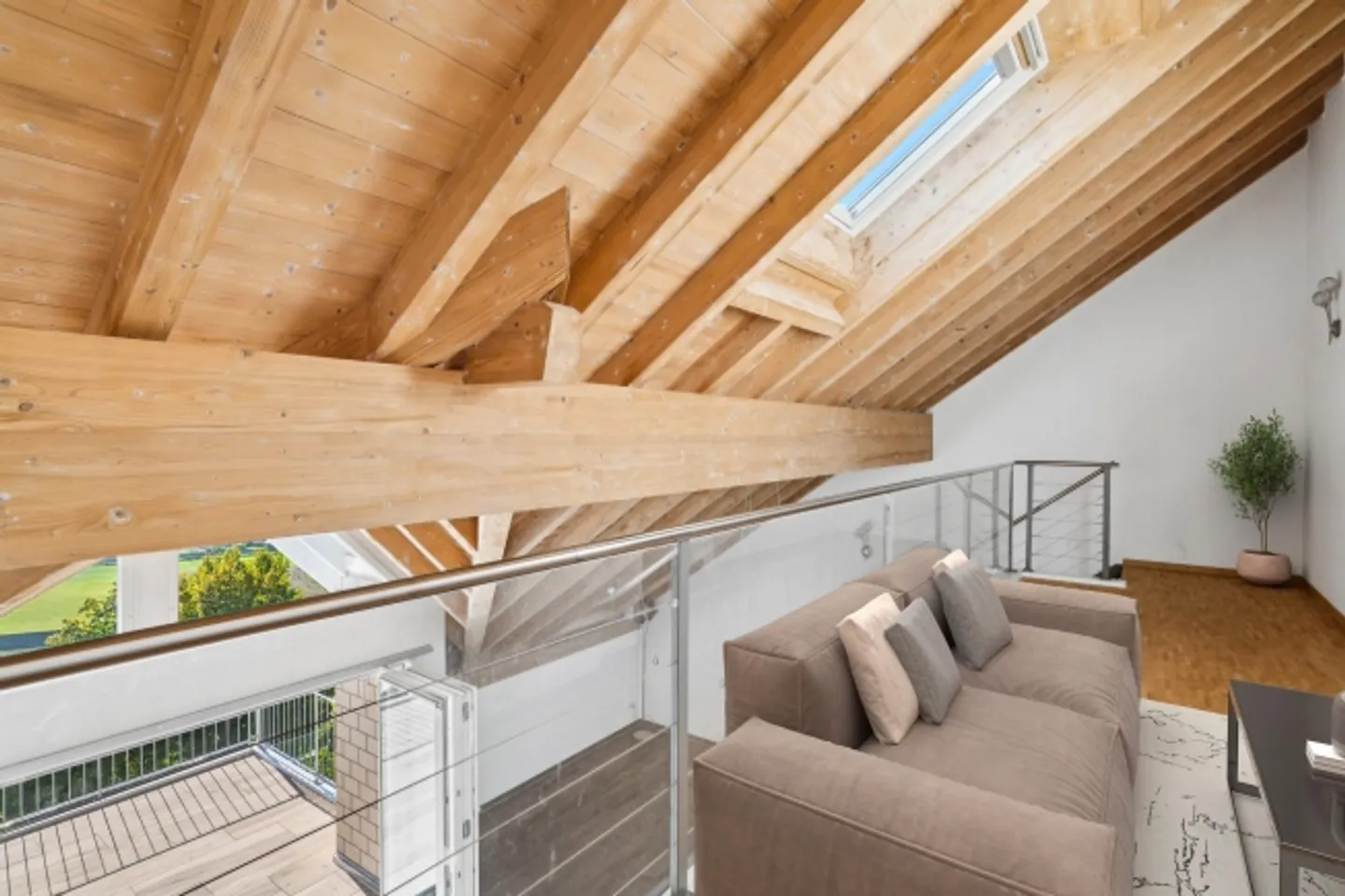«GROSSE UND MODERNE MAISONETTE AM SÜDHANG» - Foto 3 von 8