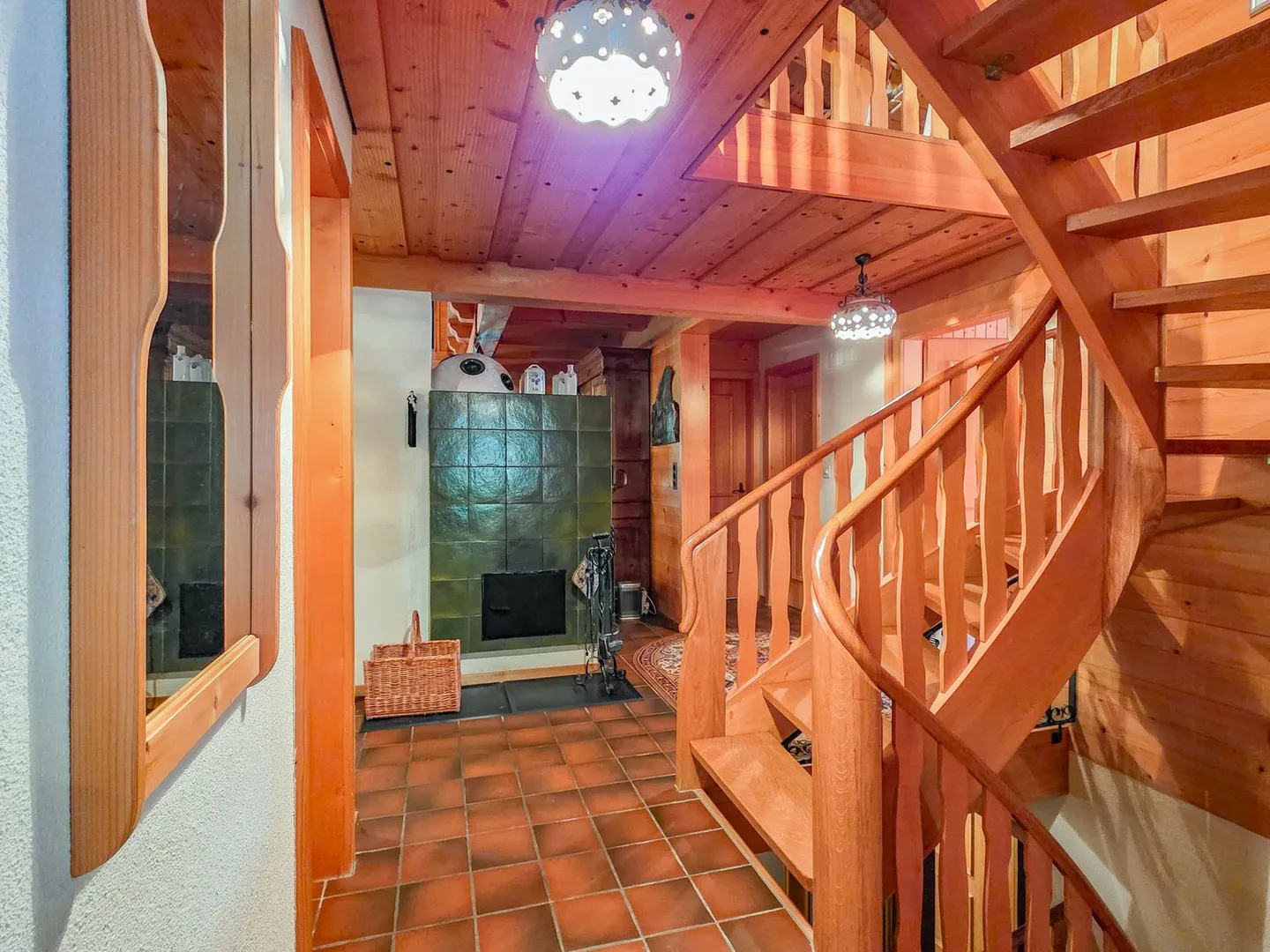 Chalet mit Einliegerwohnung - Foto 5 von 49