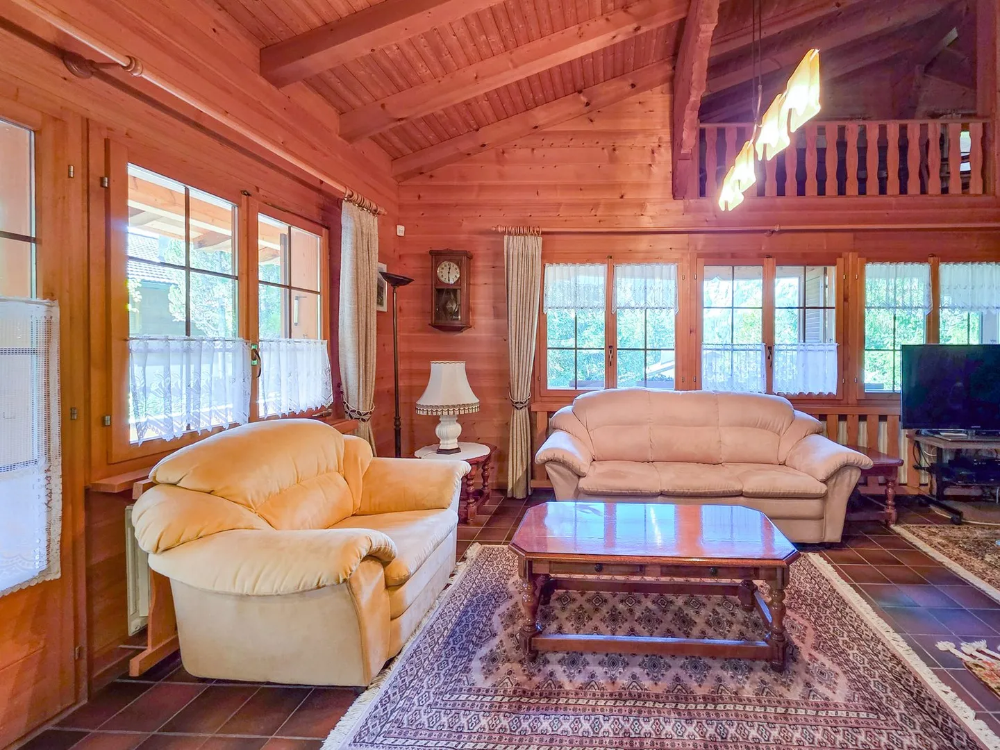 Chalet mit Einliegerwohnung - Foto 10 von 49