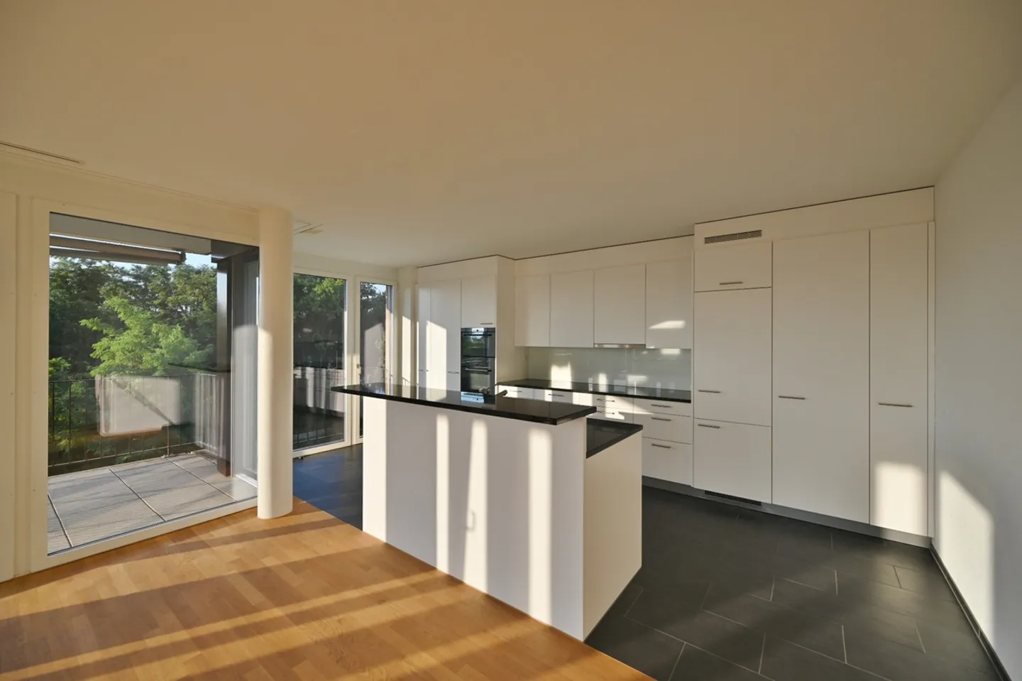 «EINZIGARTIGE DACHWOHNUNG MIT ATEMBERAUBENDER WEITSICHT» - Foto 9 von 16