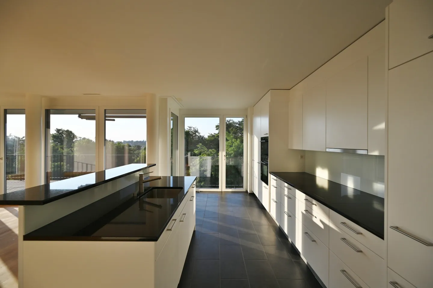 «EINZIGARTIGE DACHWOHNUNG MIT ATEMBERAUBENDER WEITSICHT» - Foto 10 von 16