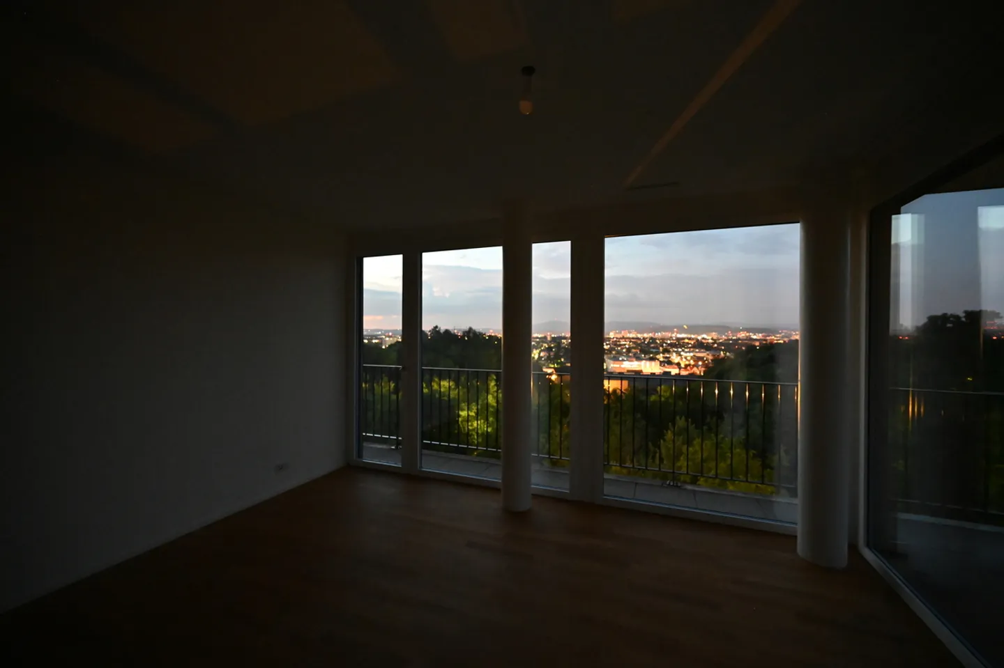 «EINZIGARTIGE DACHWOHNUNG MIT ATEMBERAUBENDER WEITSICHT» - Foto 6 von 16