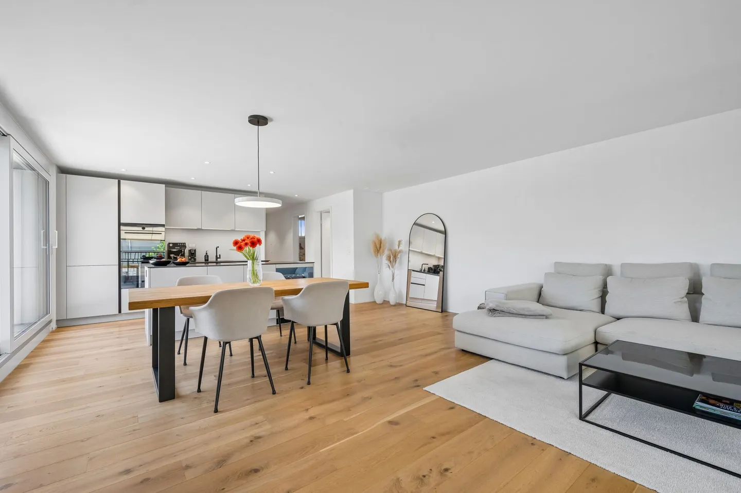 Appartement moderne de 3,5 pièces avec terrasse à Belp BE - Photo 3 sur 13
