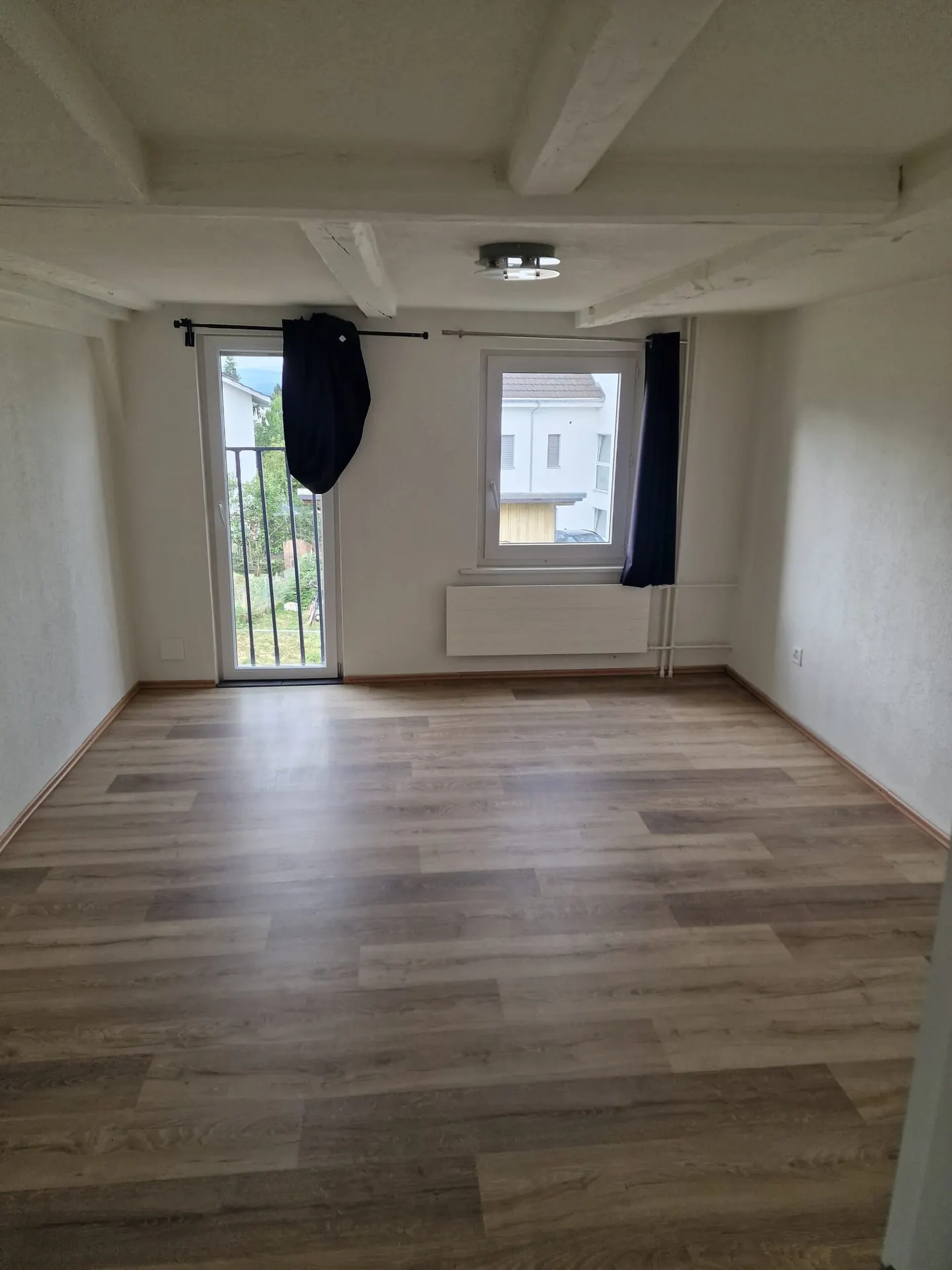 Charmant appartement 4 pièces - Photo 3 sur 15