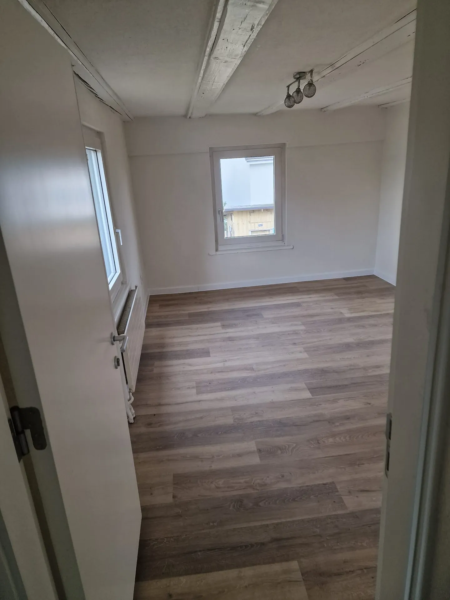 Charmant appartement 4 pièces - Photo 1 sur 15