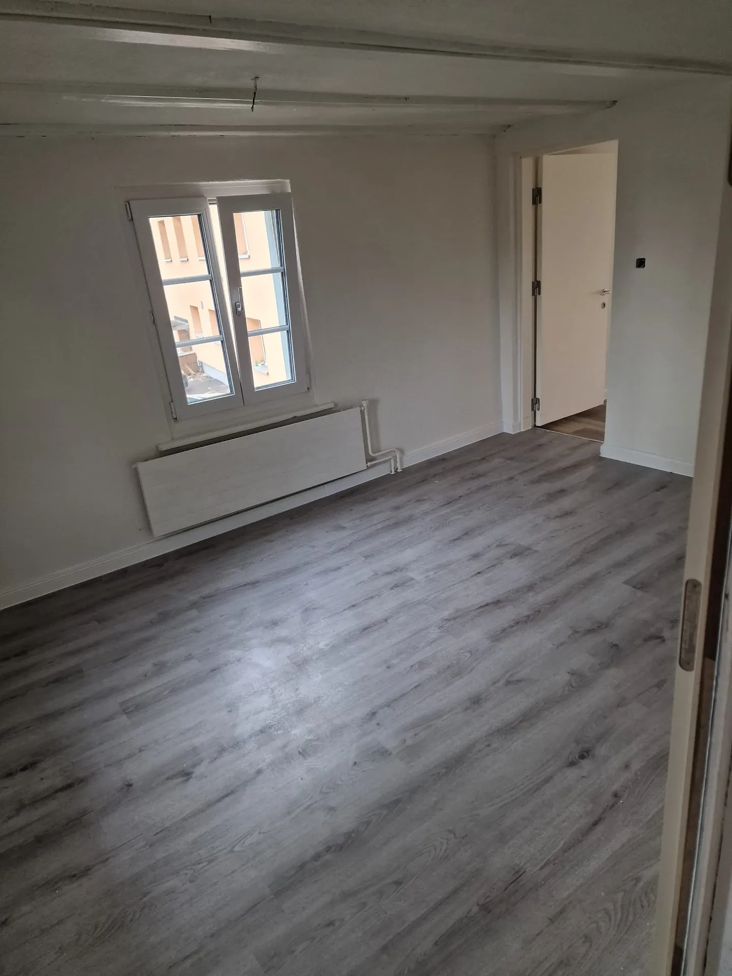 Charmant appartement 4 pièces - Photo 5 sur 15