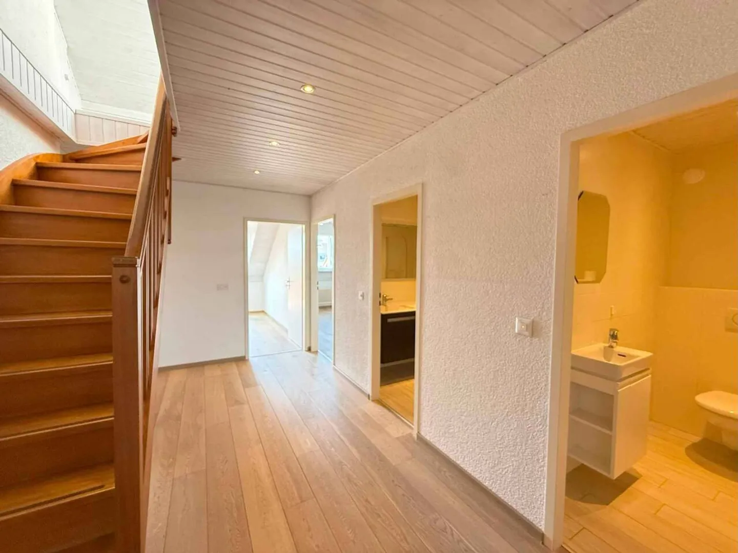 À Gland - Duplex lumineux avec cachet, au calme absolu - Photo 5 sur 11