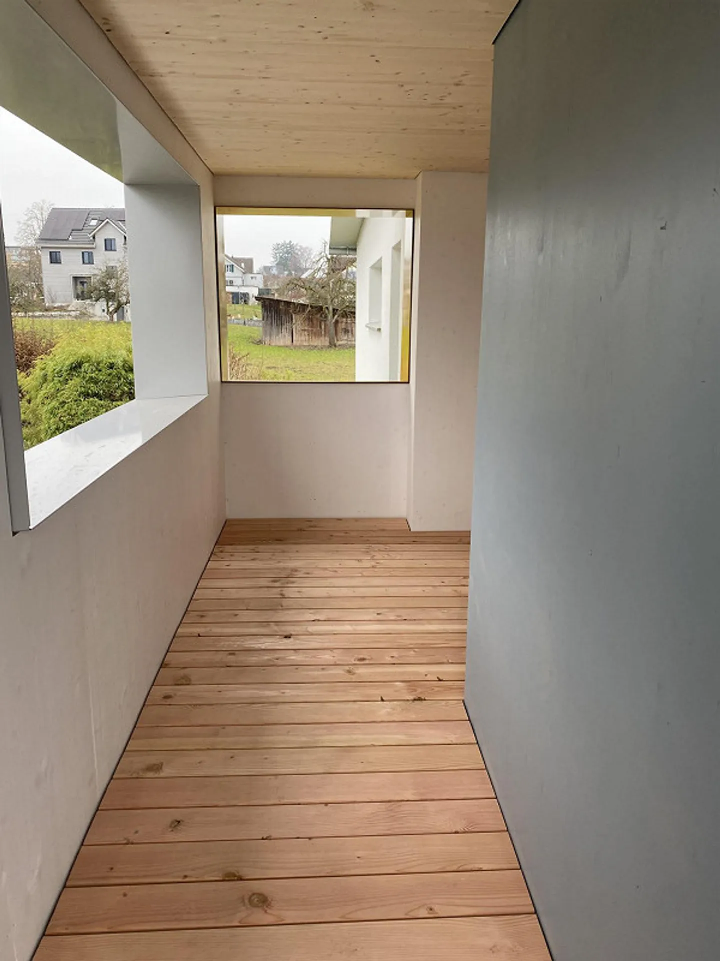 Appartamento luminoso di 3,5 stanze con vista - Foto 2 di 12