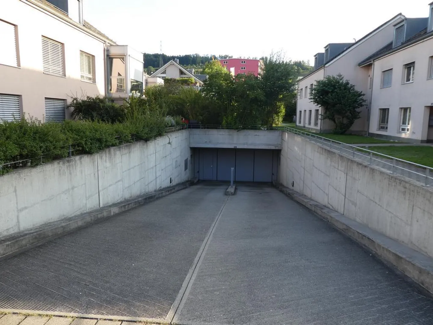 Parking space for rent - Photo 2 of 2