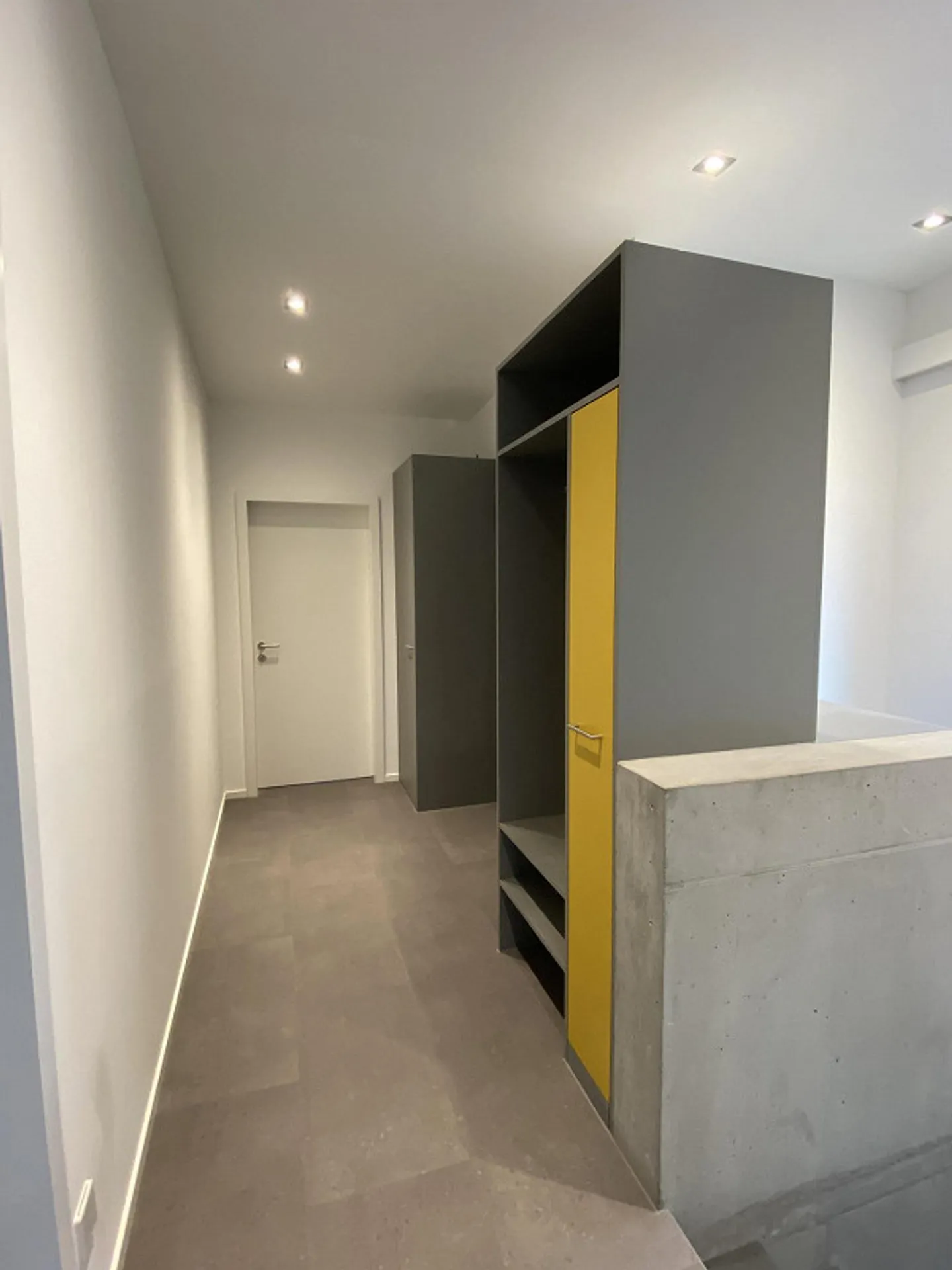 Appartamento luminoso di 3,5 stanze con vista - Foto 4 di 12