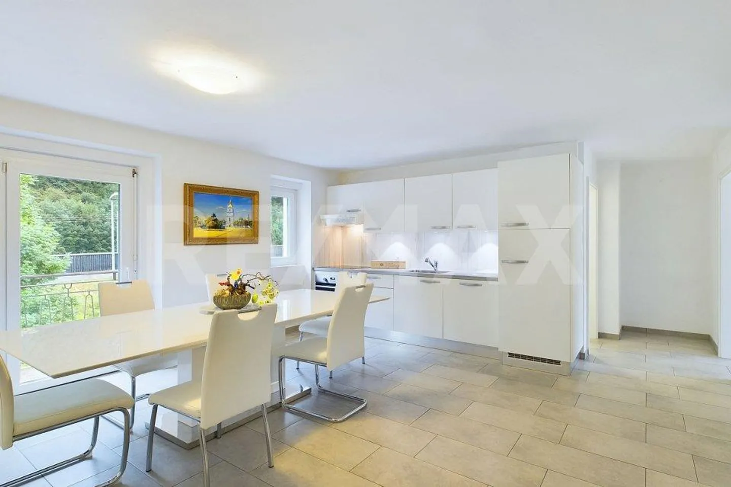 Immeuble multifamilial, bien d'investissement, entièrement rénové en 2015 - Photo 1 sur 13