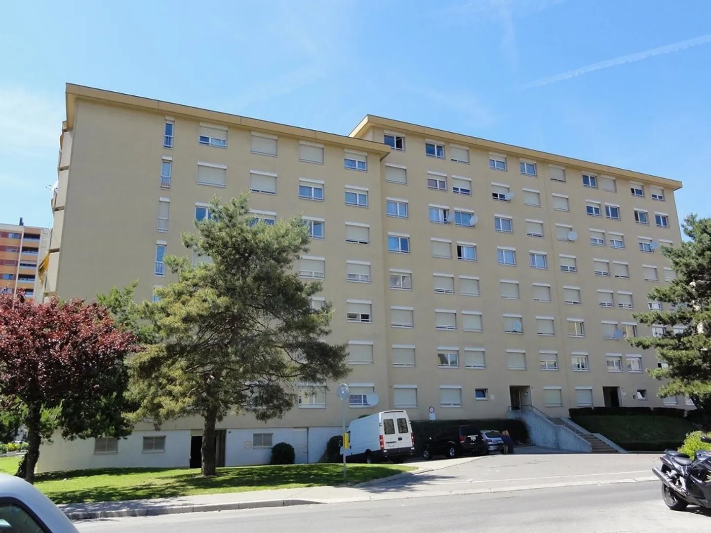 Spacieux 3 pièces au 4ème avec balcon - Photo 2 sur 5