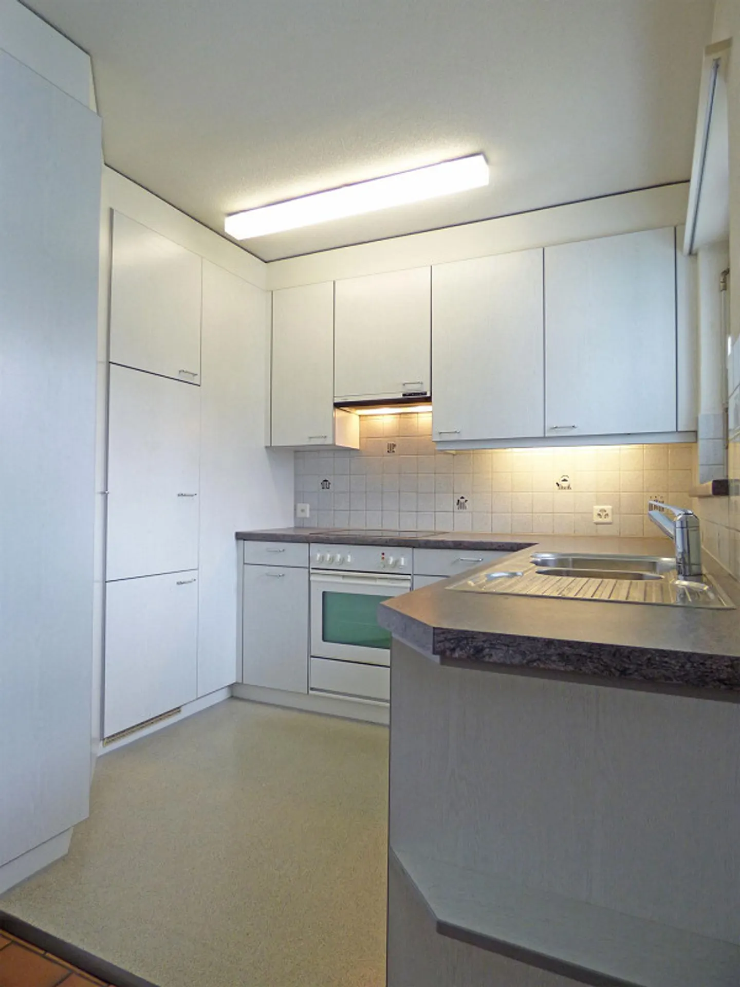 Appartamento conveniente in una posizione comoda - Foto 9 di 11