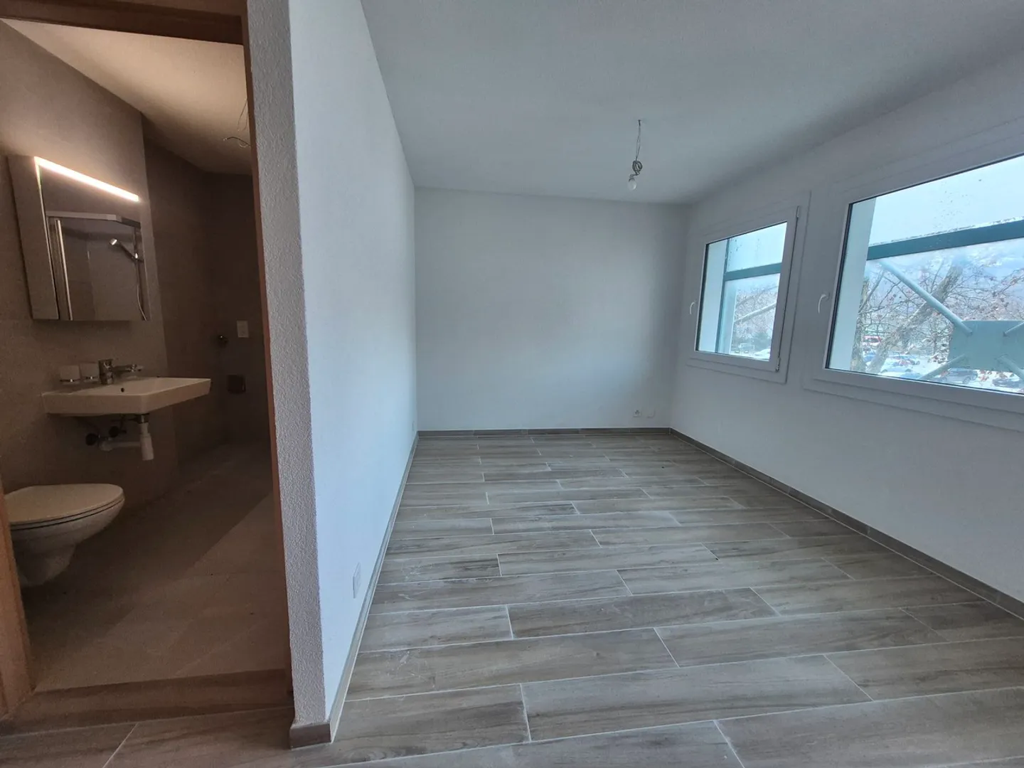 SION - SPACIEUX APPARTEMENT 4.5PCES - Photo 6 sur 10