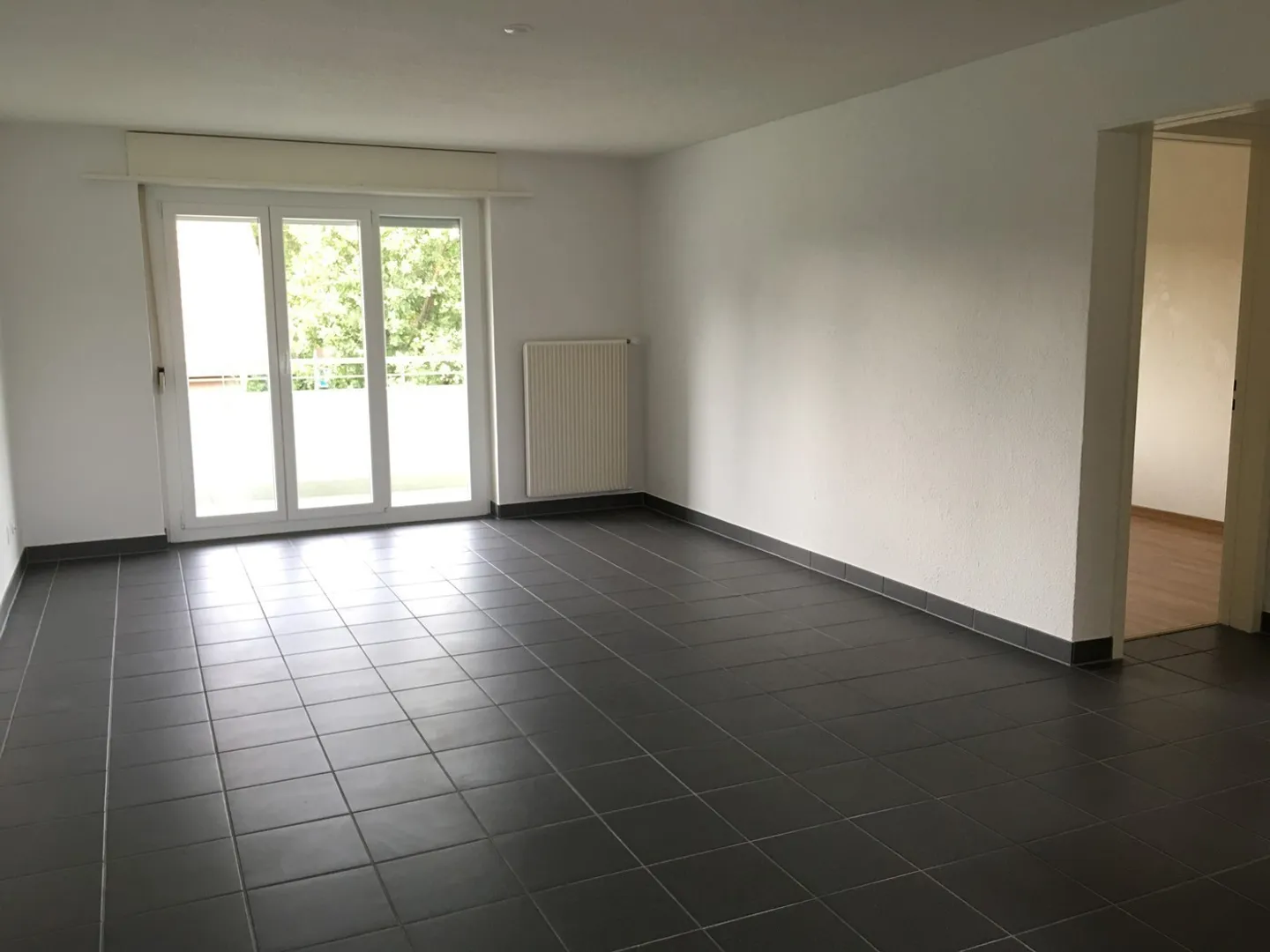 Looking for a new tenant - Modern and ideal for children - Photo 3 of 6