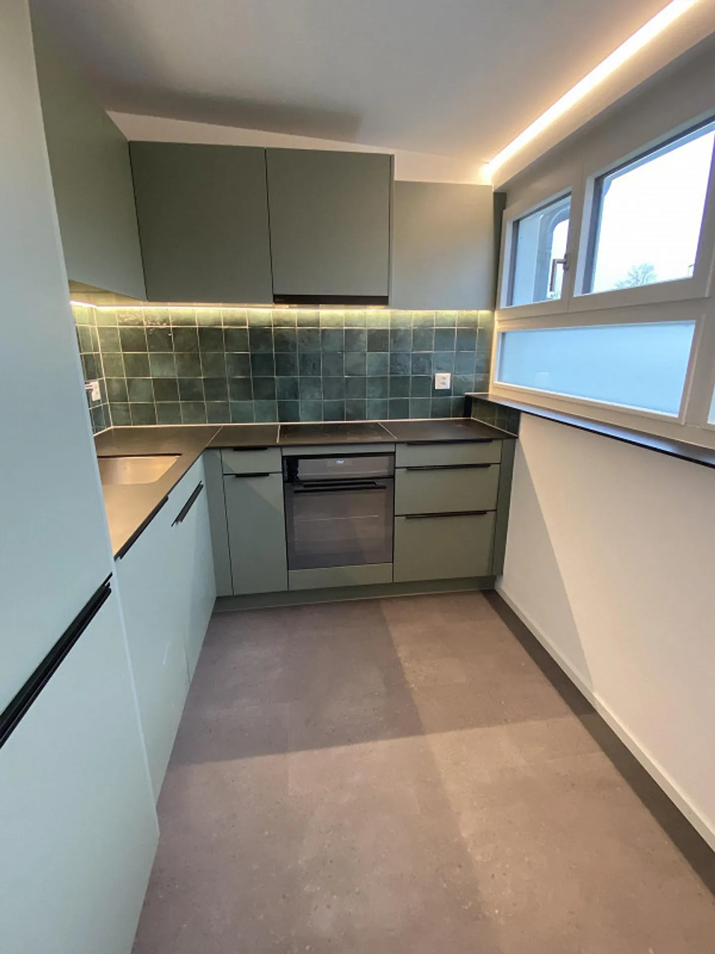 Appartamento luminoso di 3,5 stanze con vista - Foto 9 di 12