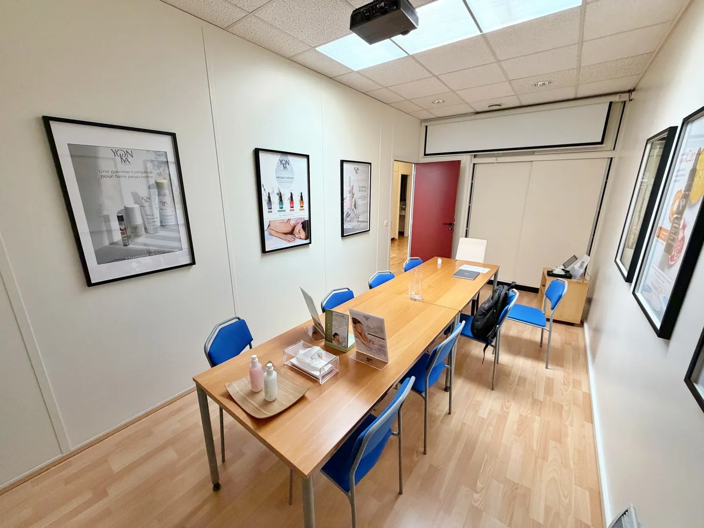 Spacious 146 m² office space in Mies - Photo 9 of 13