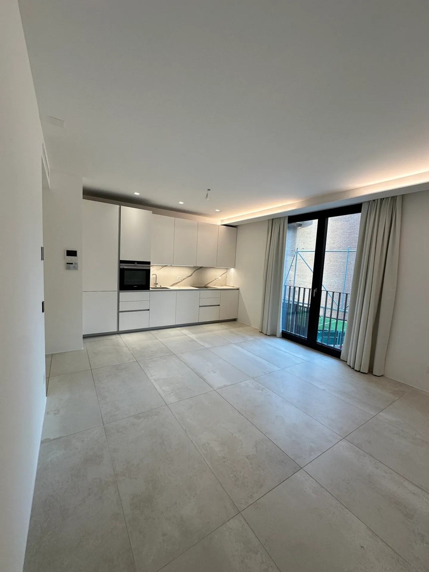 APPARTEMENT MODERNE ET ÉLÉGANT - Photo 2 sur 10