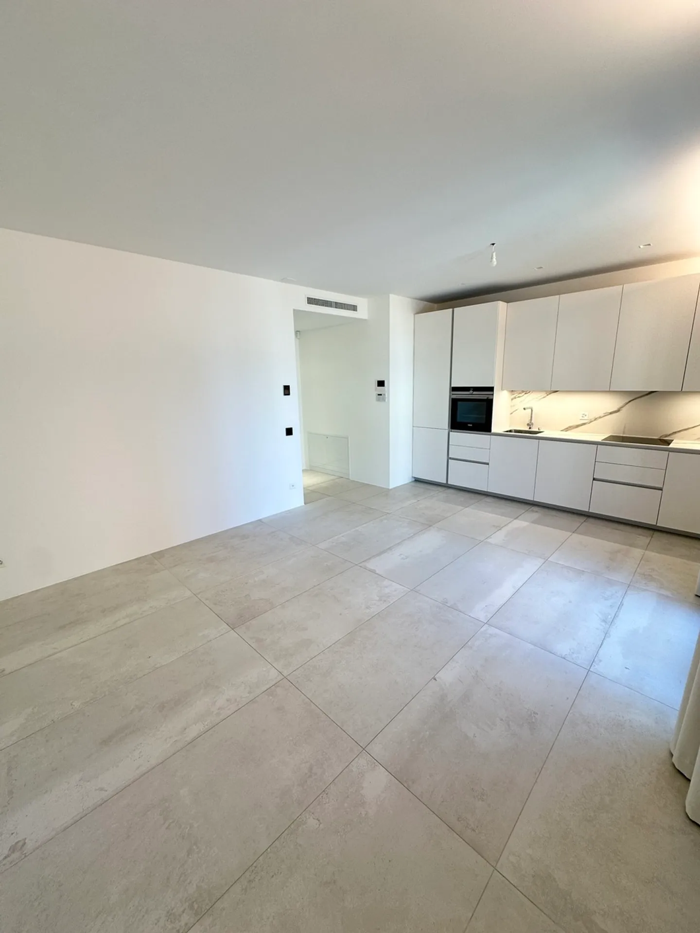 APPARTEMENT MODERNE ET ÉLÉGANT - Photo 4 sur 10