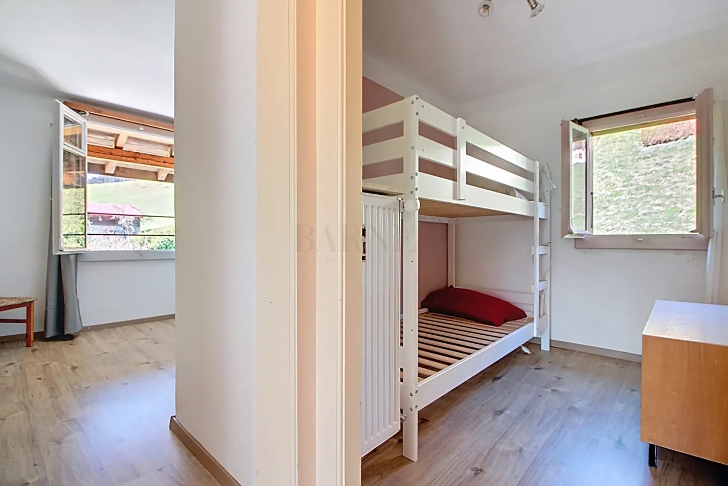 Magnifique propriété sur les hauteurs du village - Photo 10 sur 21