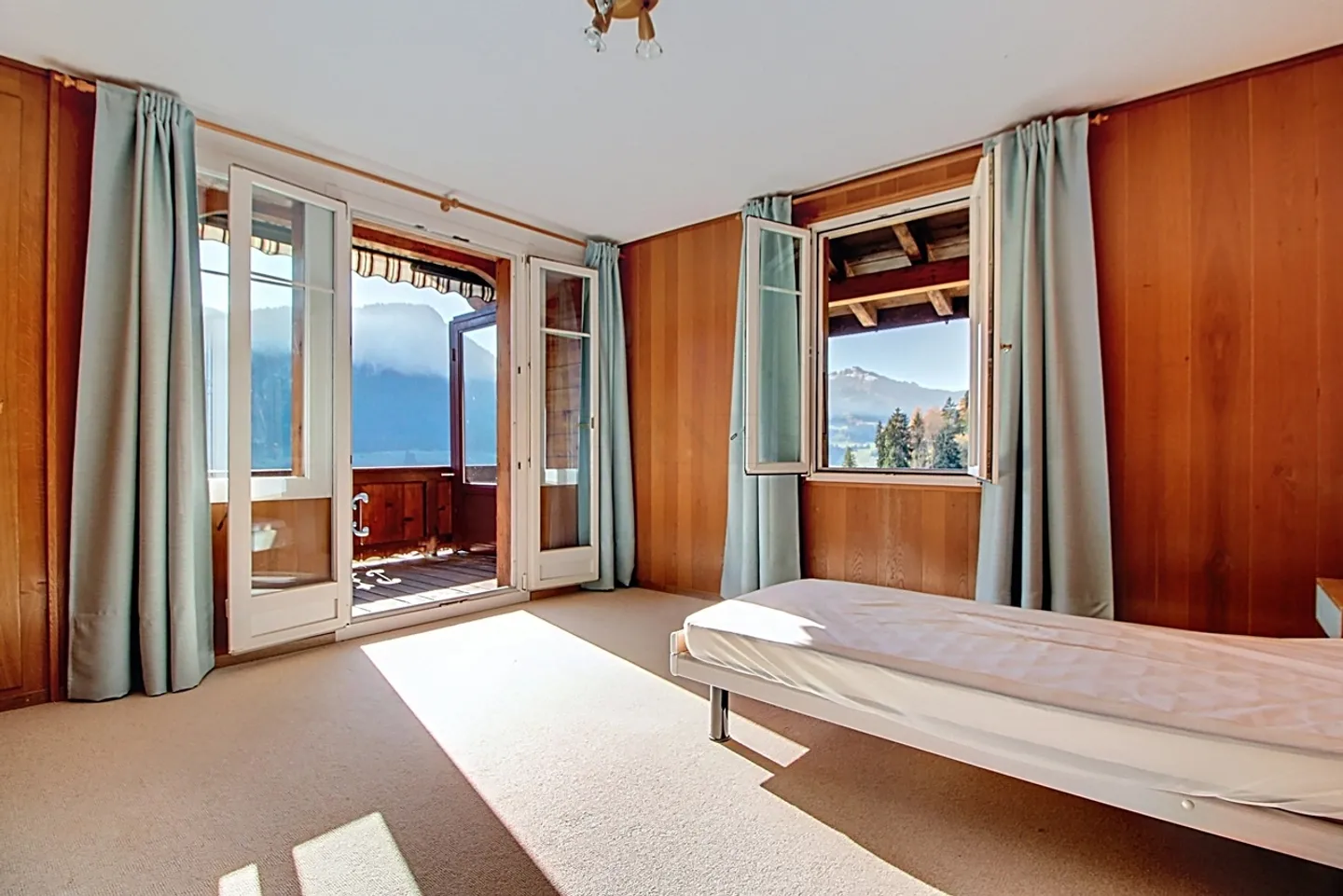 Magnifique propriété sur les hauteurs du village - Photo 12 sur 21