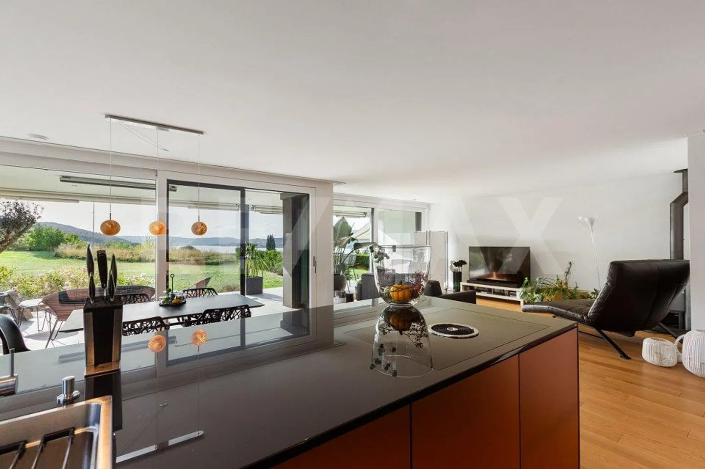 Appartement de jardin exclusif de 4,5 pièces avec beaucoup d'espace, de verdure, de lumière et d'intimité - Photo 10 sur 13