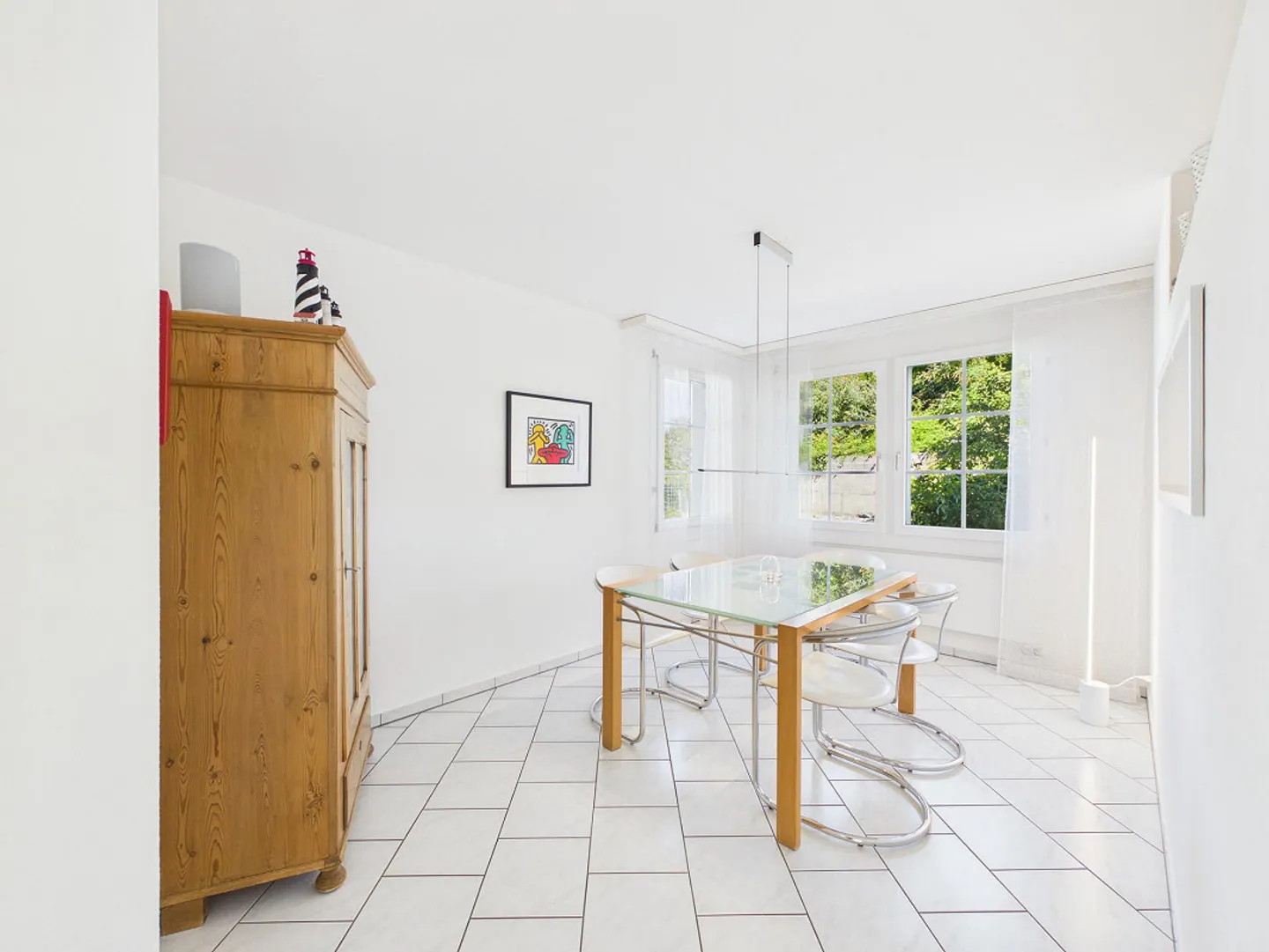 6.5 Room Corner House with Beautiful Garden, Fireplace and Terraces in Prime Location - Photo 7 of 8