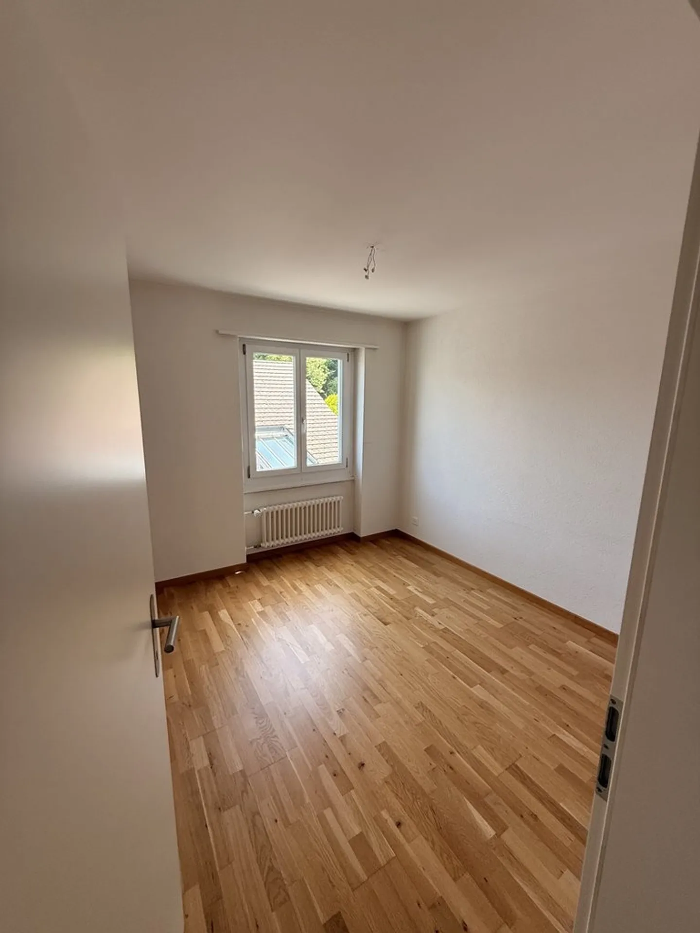 Charming 3.5-Room Apartment - Photo 3 of 5
