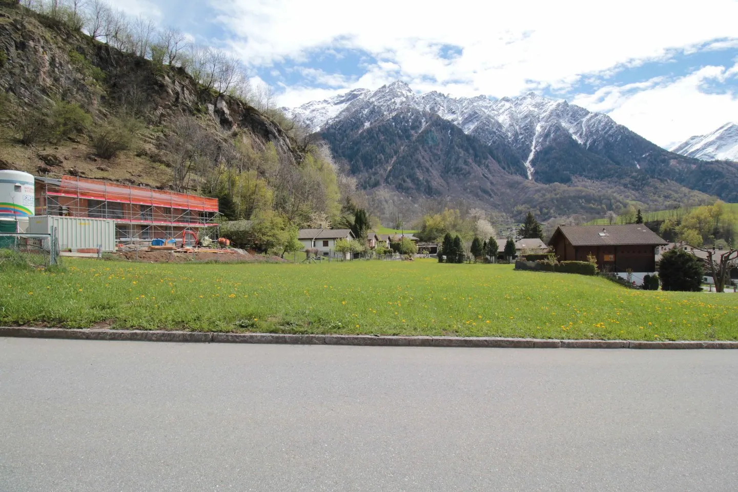 BUILDING PLOT FOR PRIMARY RESIDENCES: IN THE GREEN AND IN CONTACT WITH NATURE - Photo 5 of 8