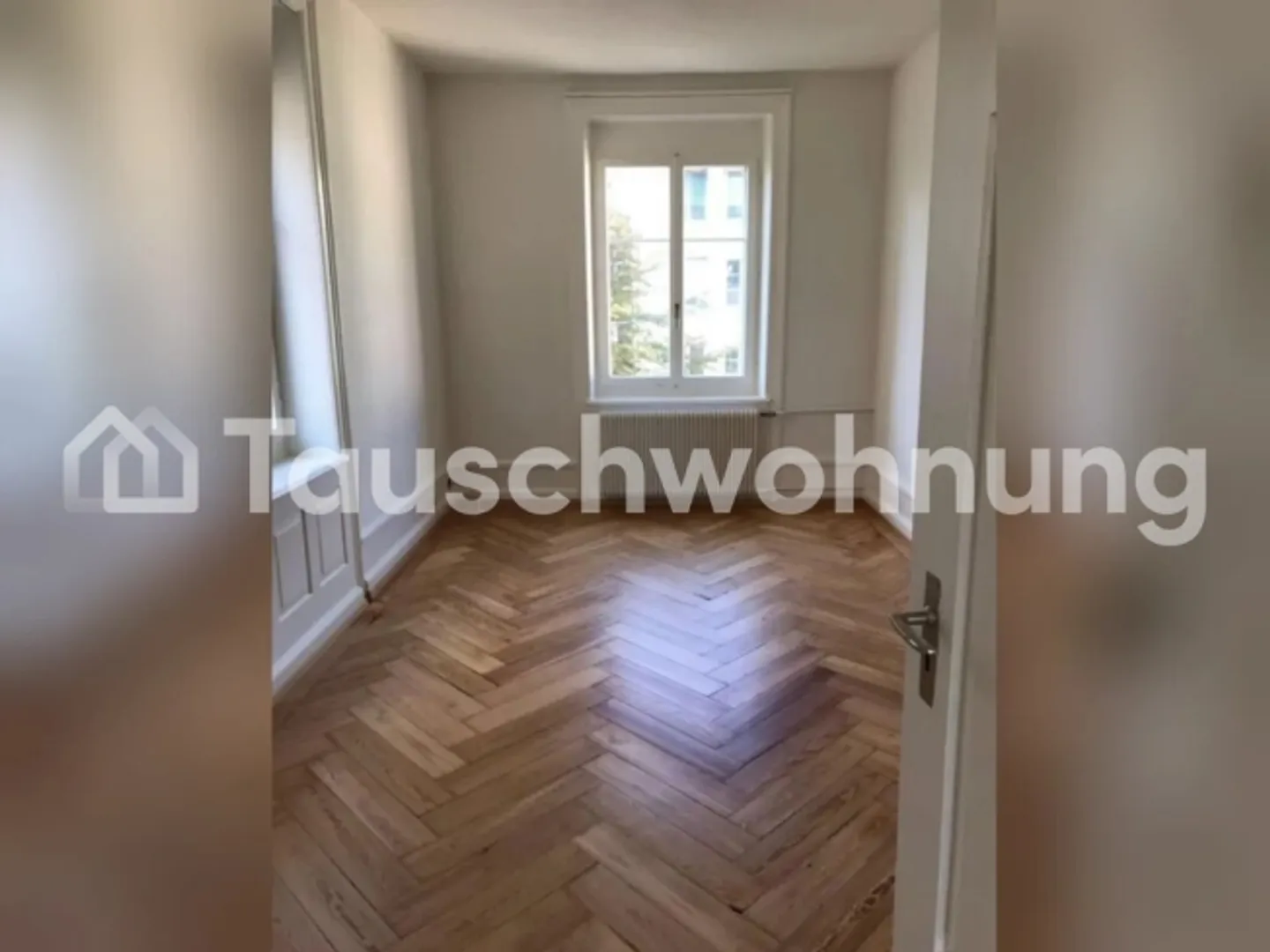 3 Room Apartment District 4 - Photo 7 of 7