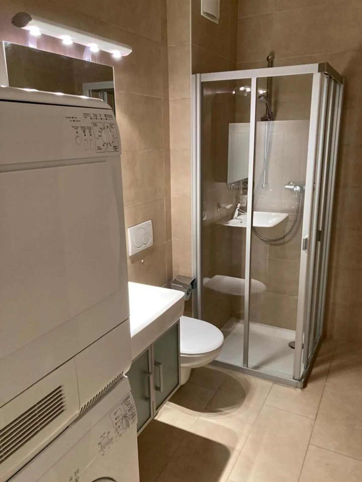 «3.5 Zimmer Wohnung, 3,5 locali con giardino, Pregassona, Lugano.» - Foto 7 di 7