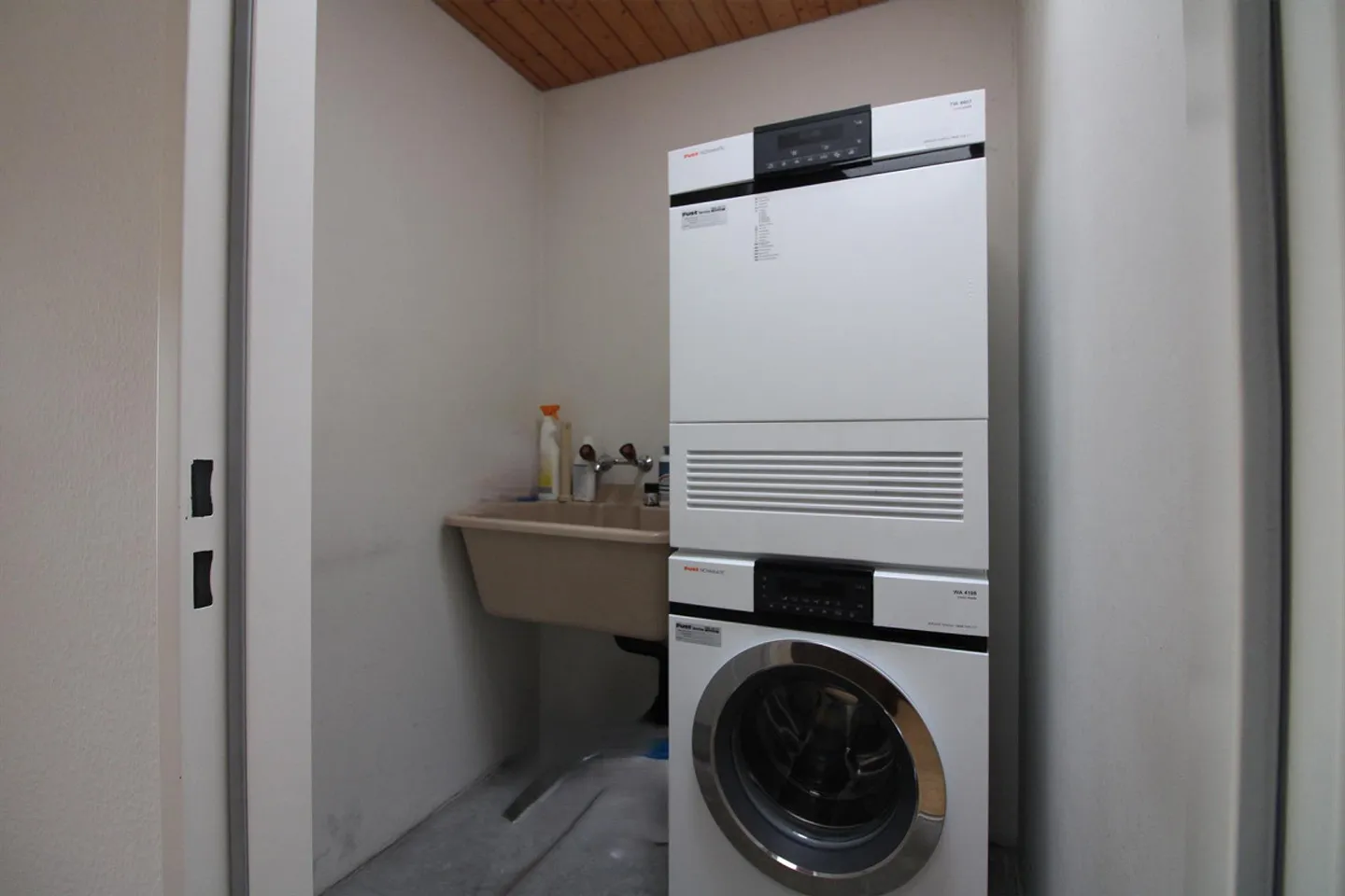 Attractive Home for Your Family - Photo 8 of 12