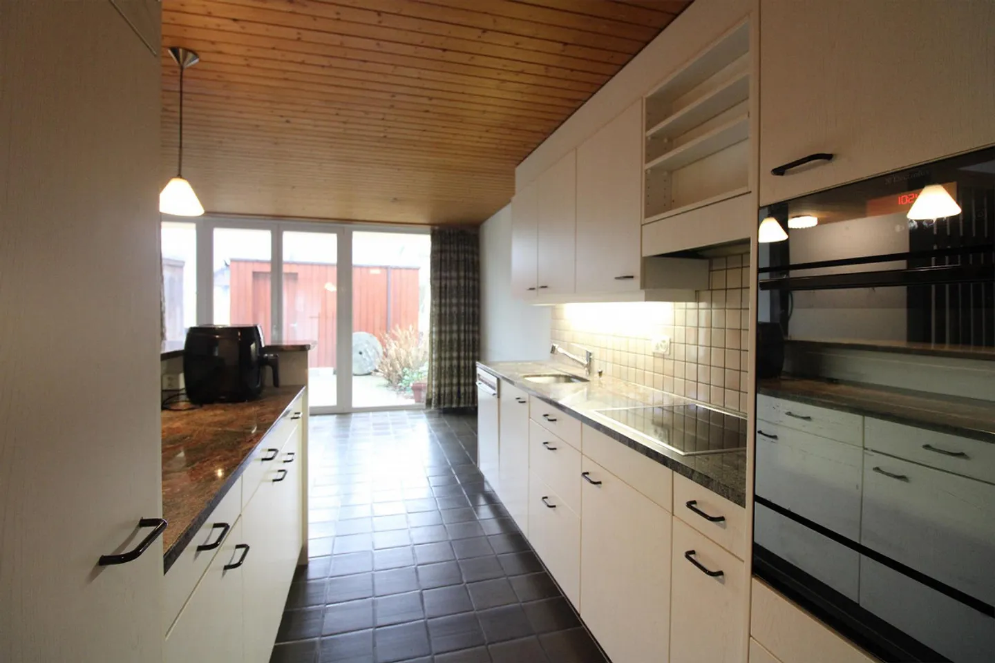 Attractive Home for Your Family - Photo 2 of 12