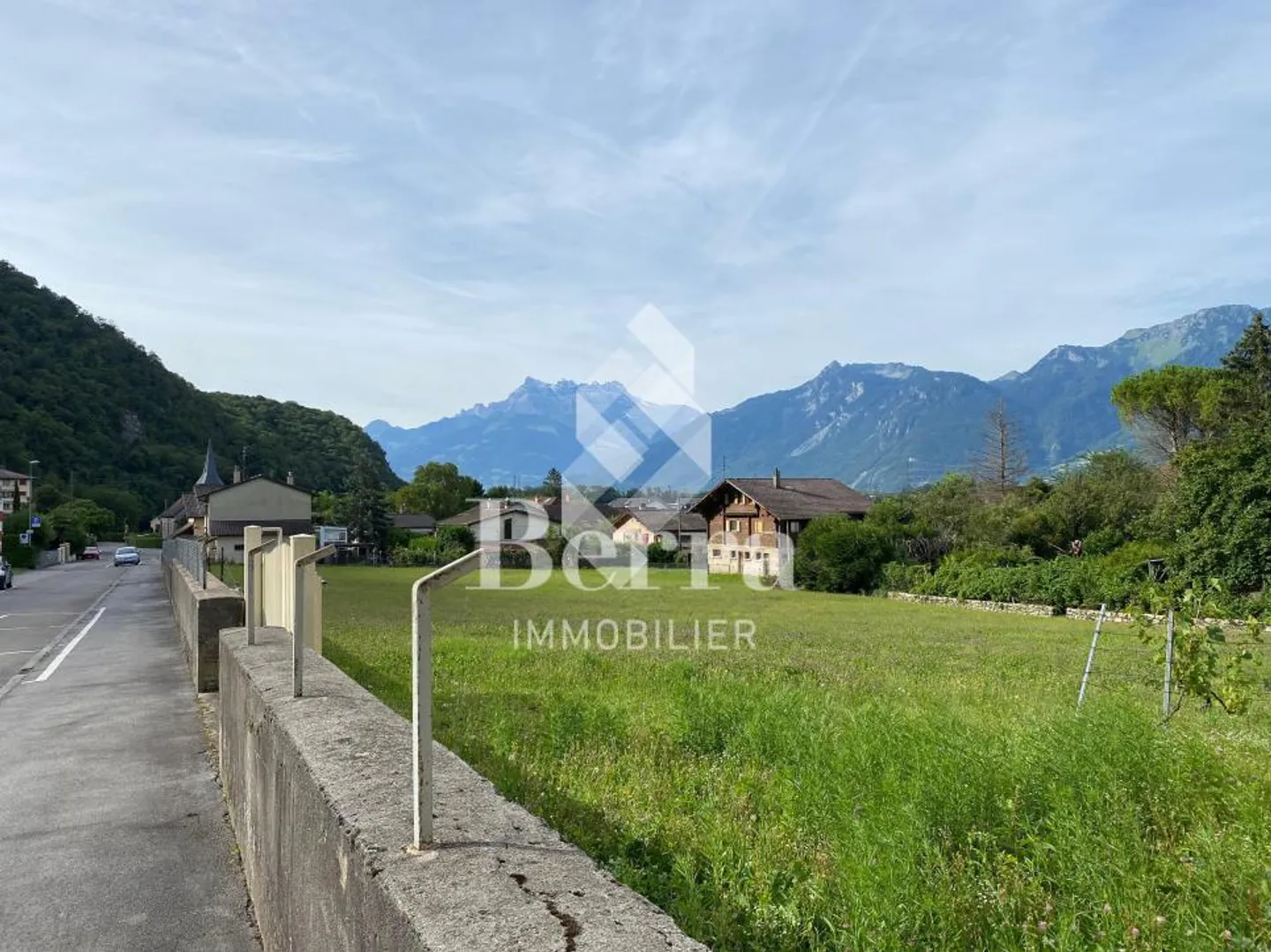 Small PPE with 6 Apartments in the Heart of the Village of Roche - Photo 10 of 13