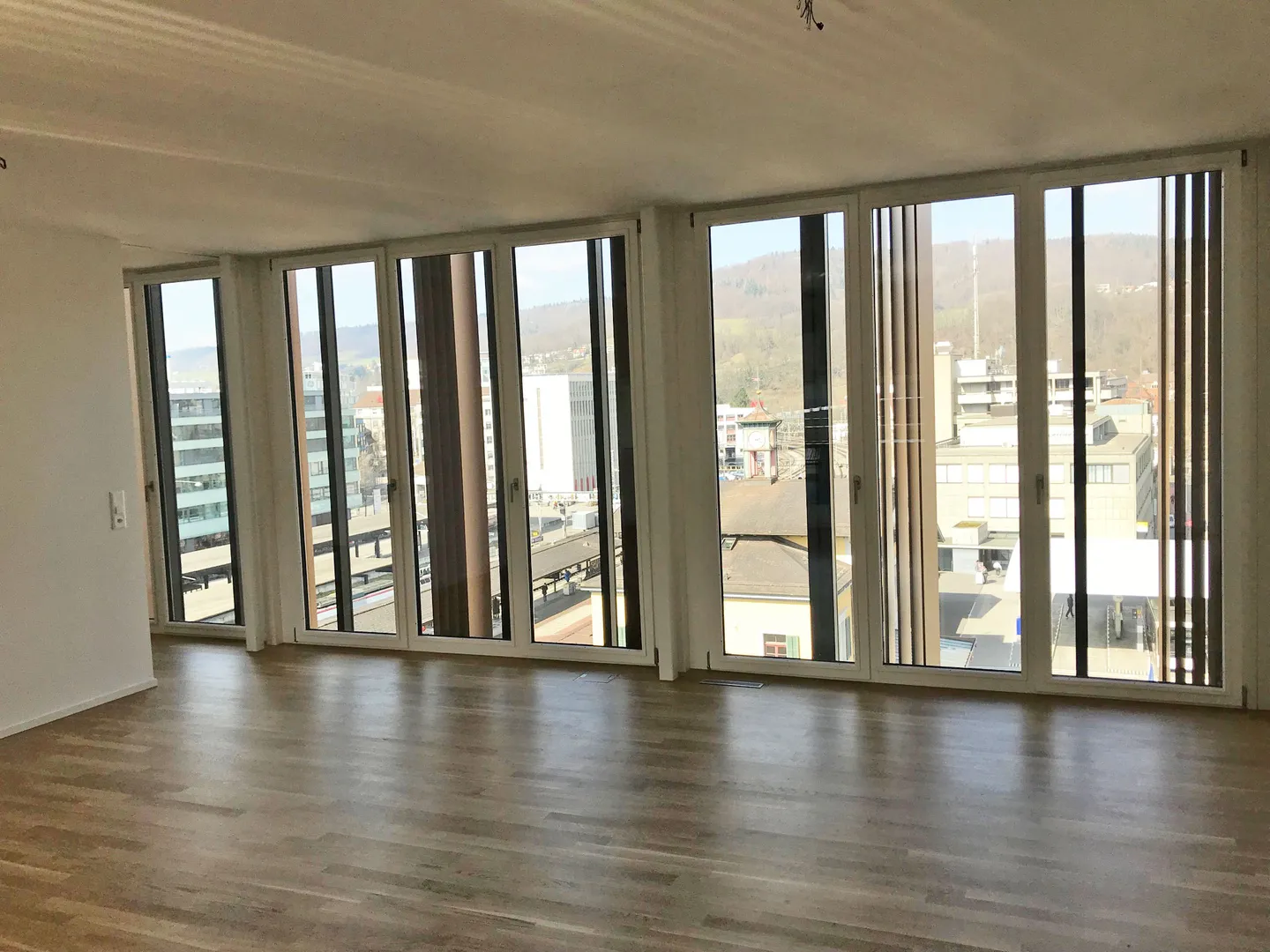 Moderne Attikawohnung mit Aussicht - Foto 2 von 13