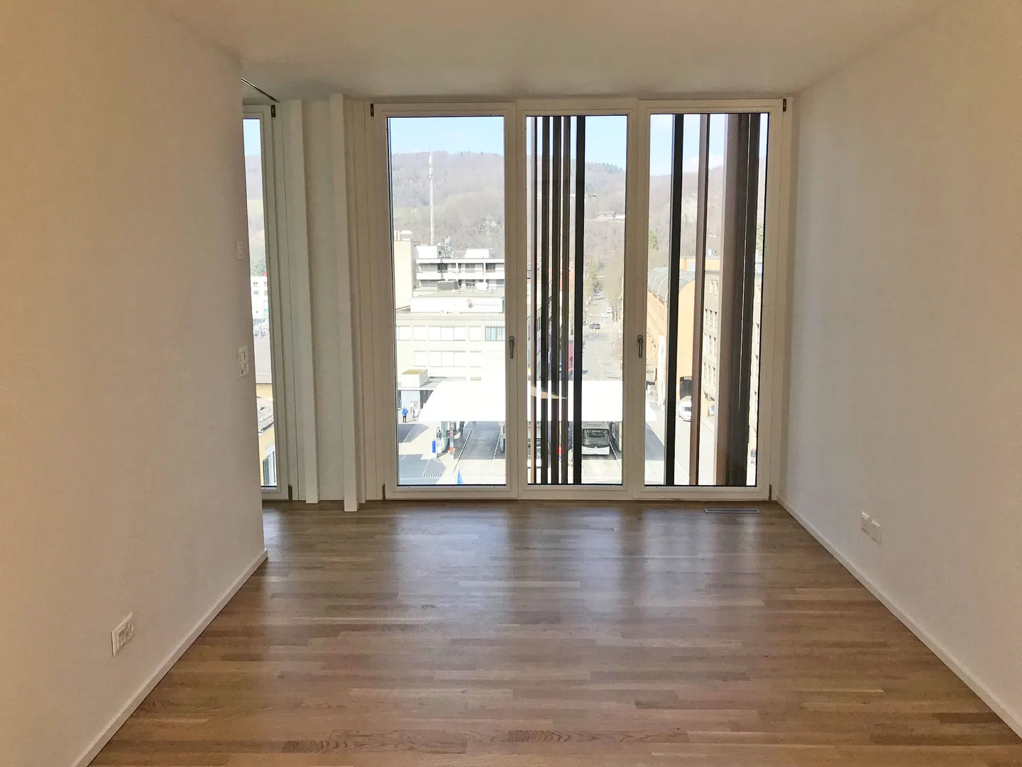 Moderne Attikawohnung mit Aussicht - Foto 4 von 13