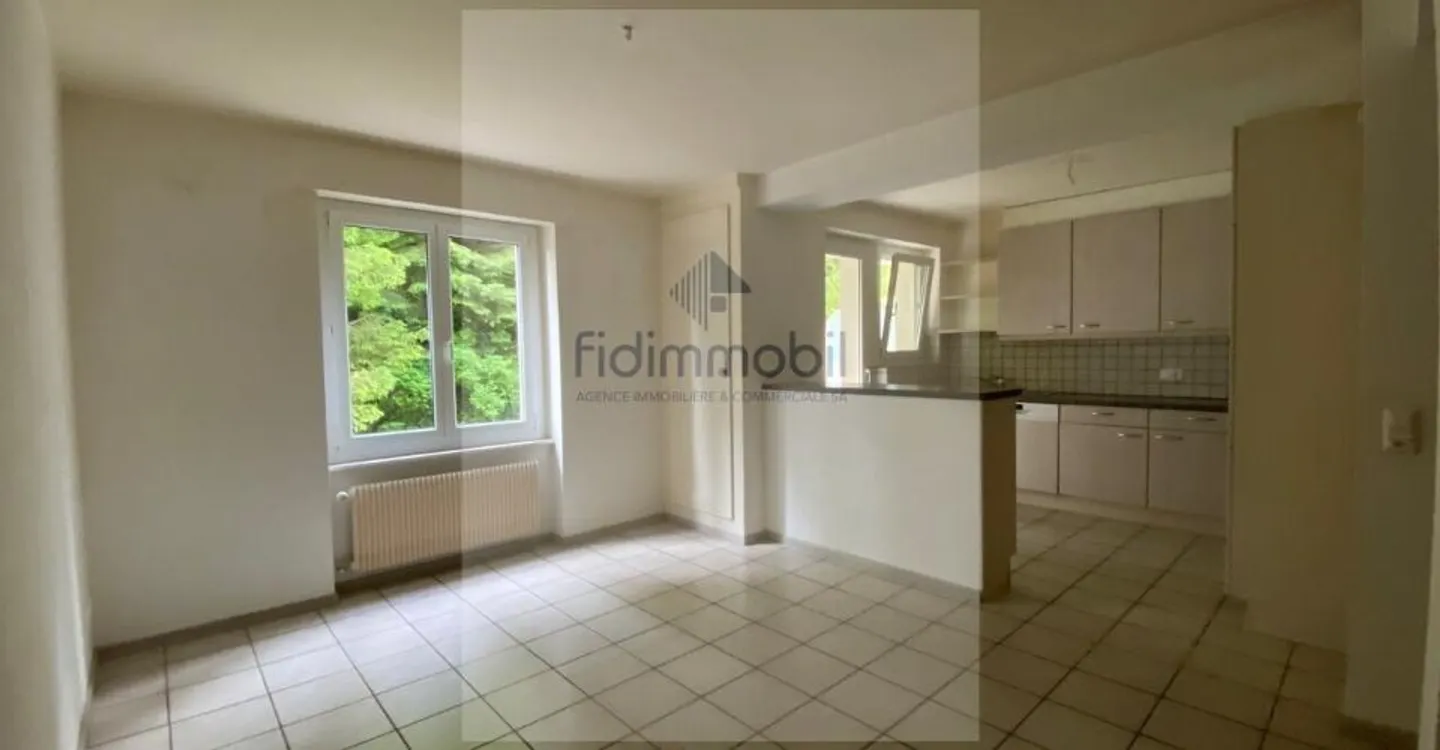Appartement Charmant avec Balcon - Photo 1 sur 7