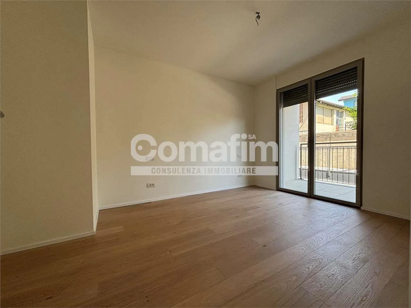 Chiasso: 2.5 rooms on the ground floor - Modern with terrace - Photo 6 of 13
